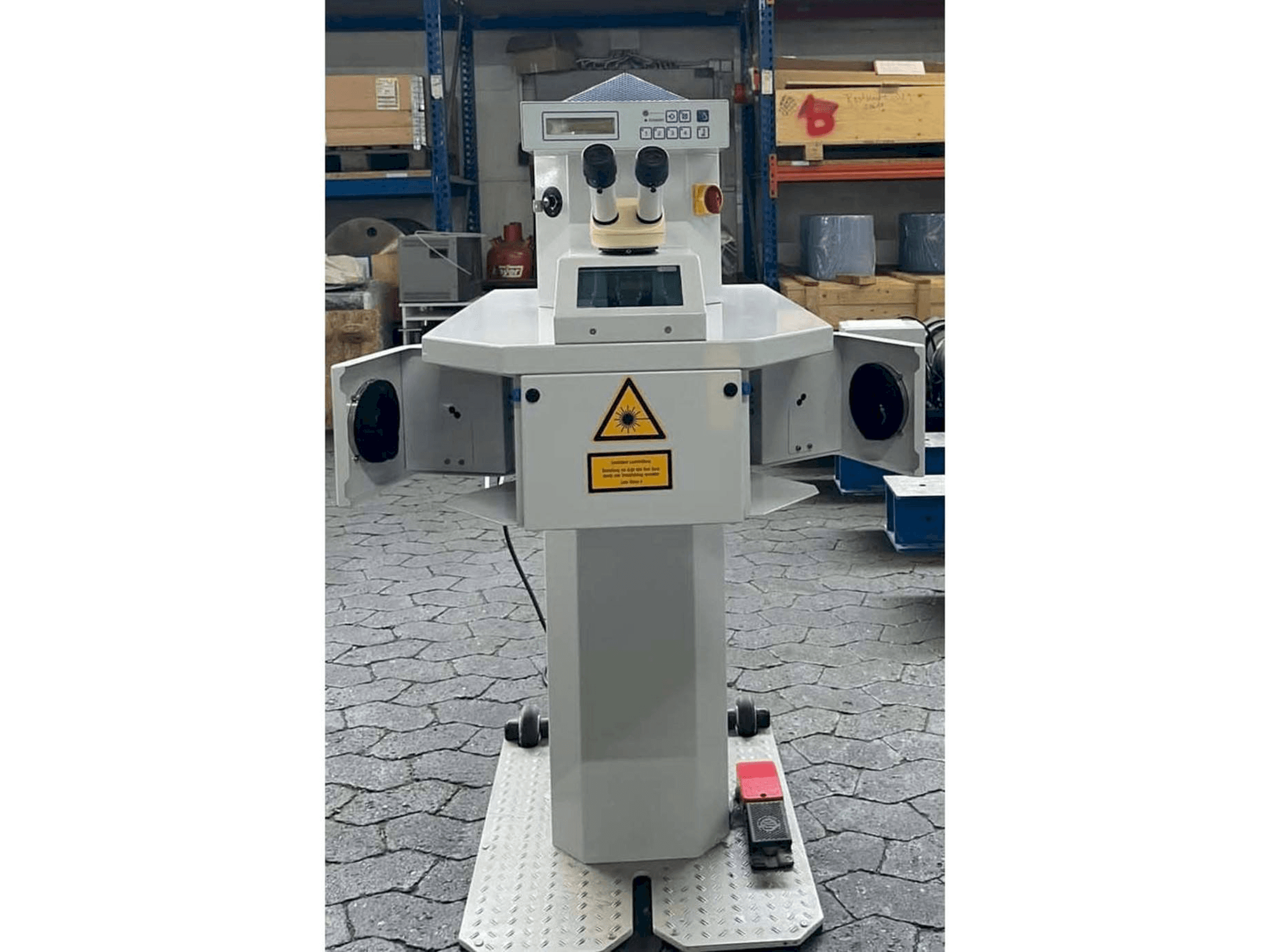 Mašīnas ALPHA LASER ALO 30 pretskats