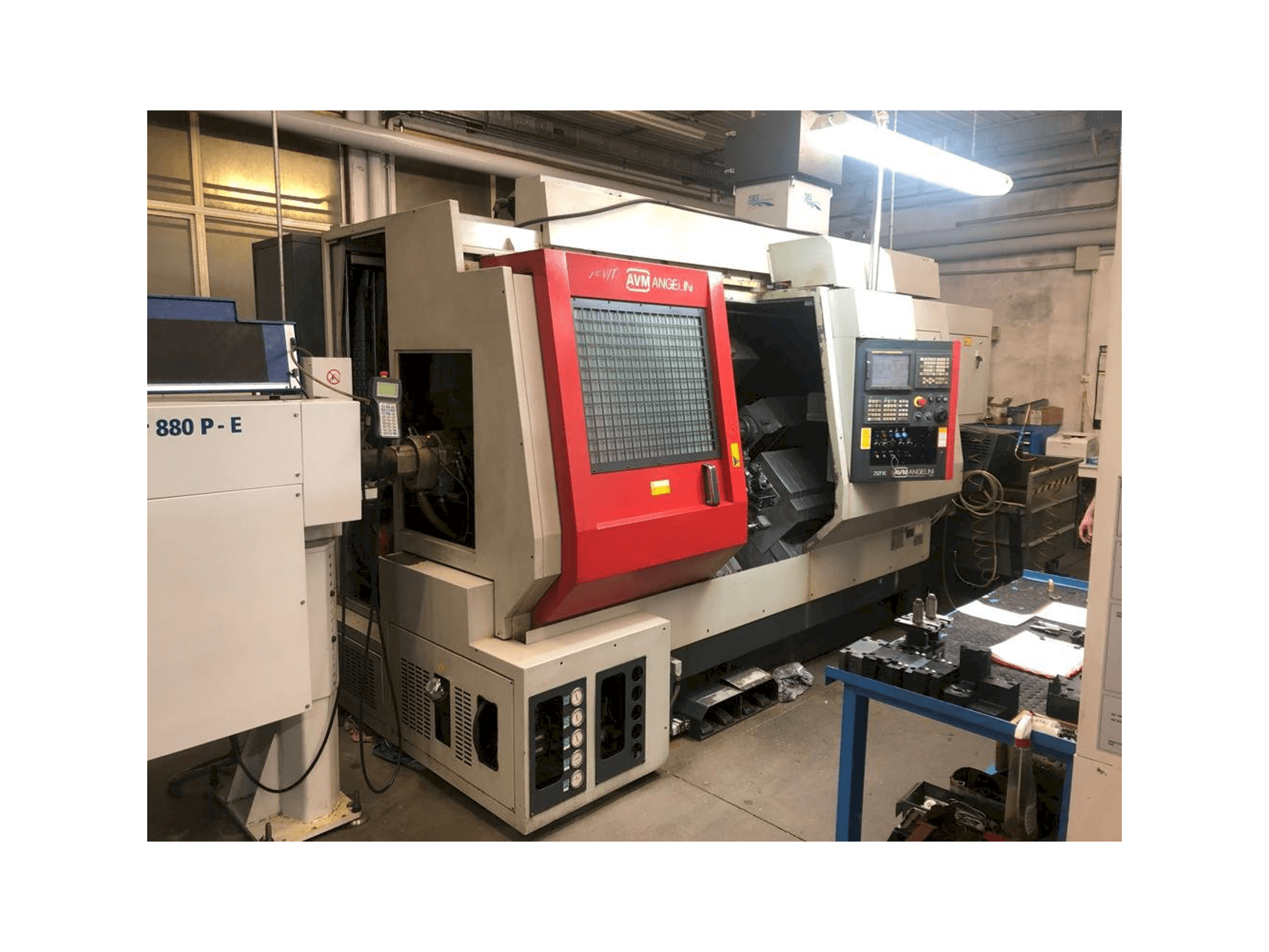 Mašīnas AVM Angelini Zenit pretskats