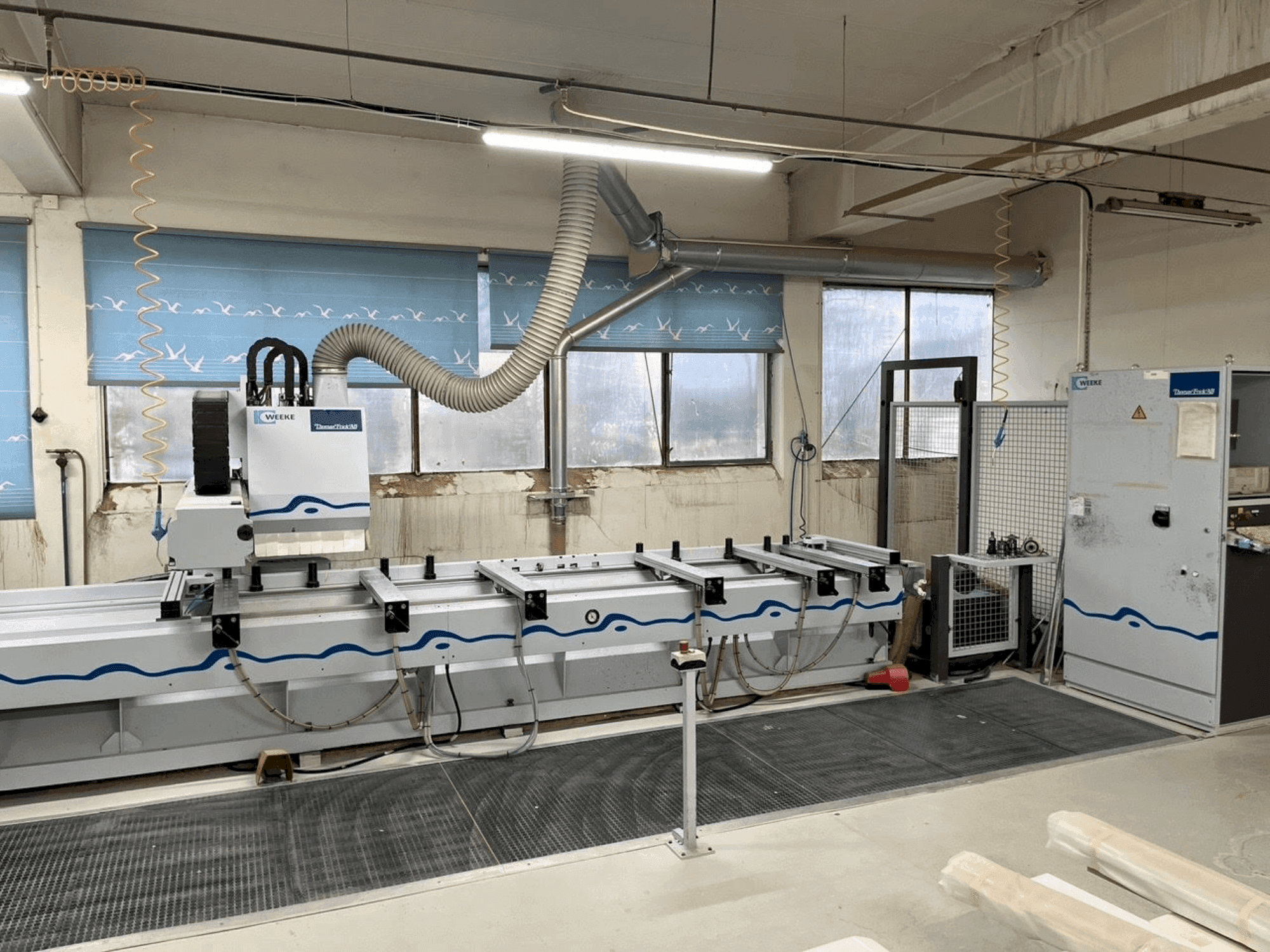 Mašīnas Weeke BHC 280.3 pretskats