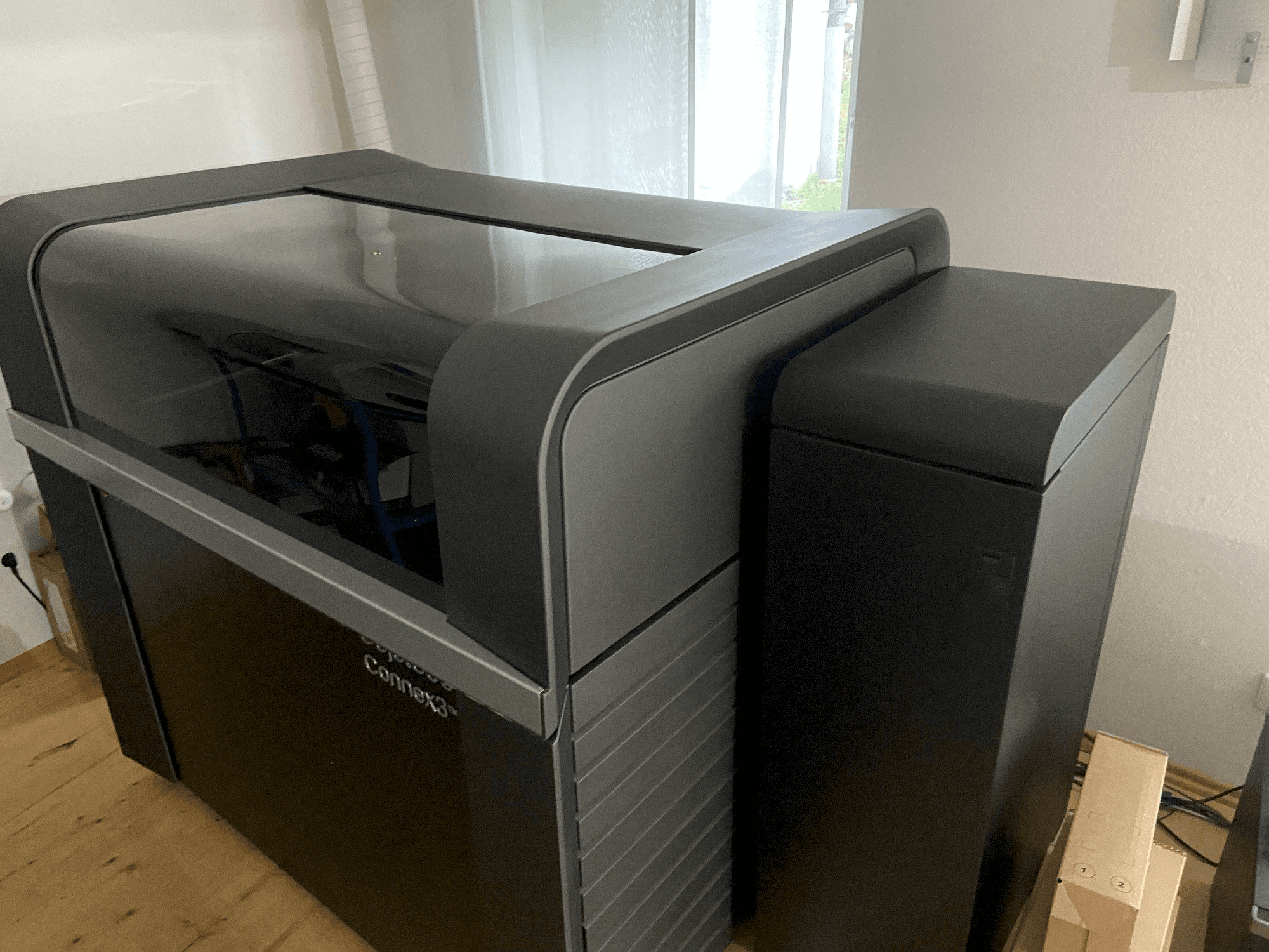 Mašīnas Stratasys Objet500 Connex3 pretskats