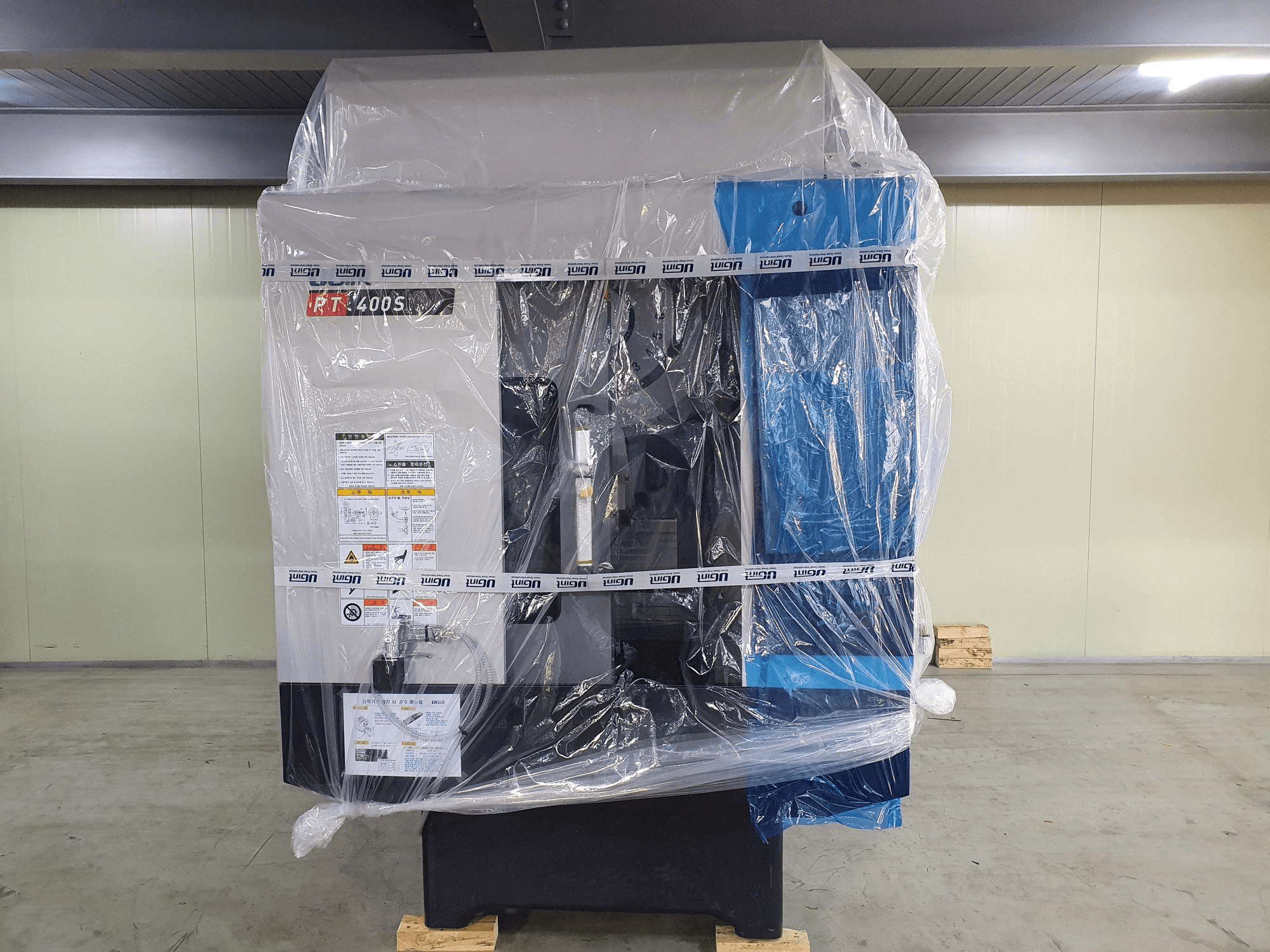 Mašīnas UGINT PT400S pretskats