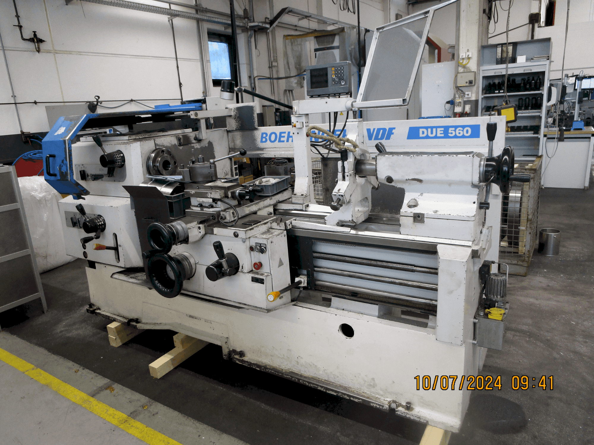 Mašīnas BOEHRINGER VDF DUE 560 pretskats