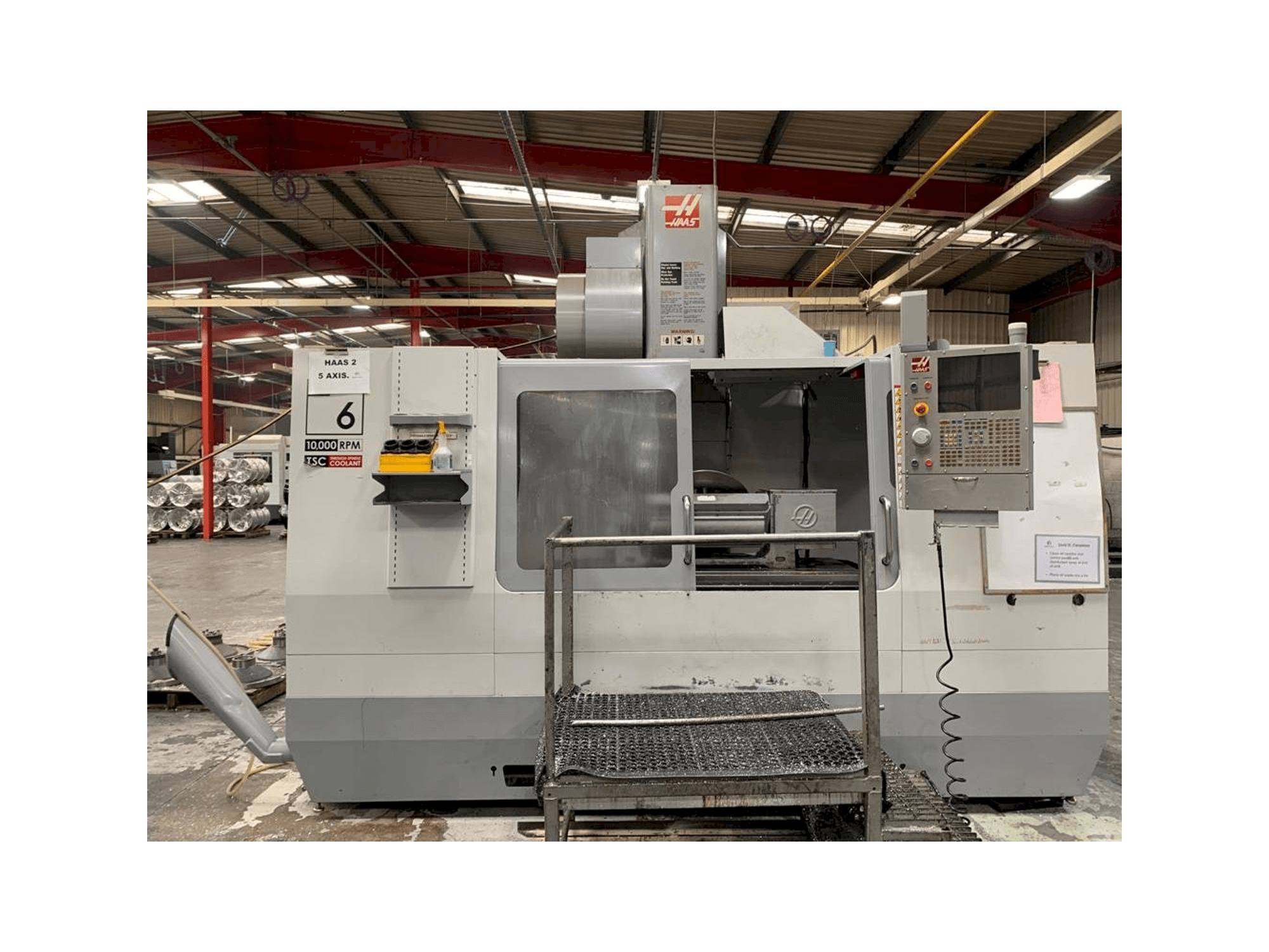 Mašīnas HAAS VF-6/40 pretskats
