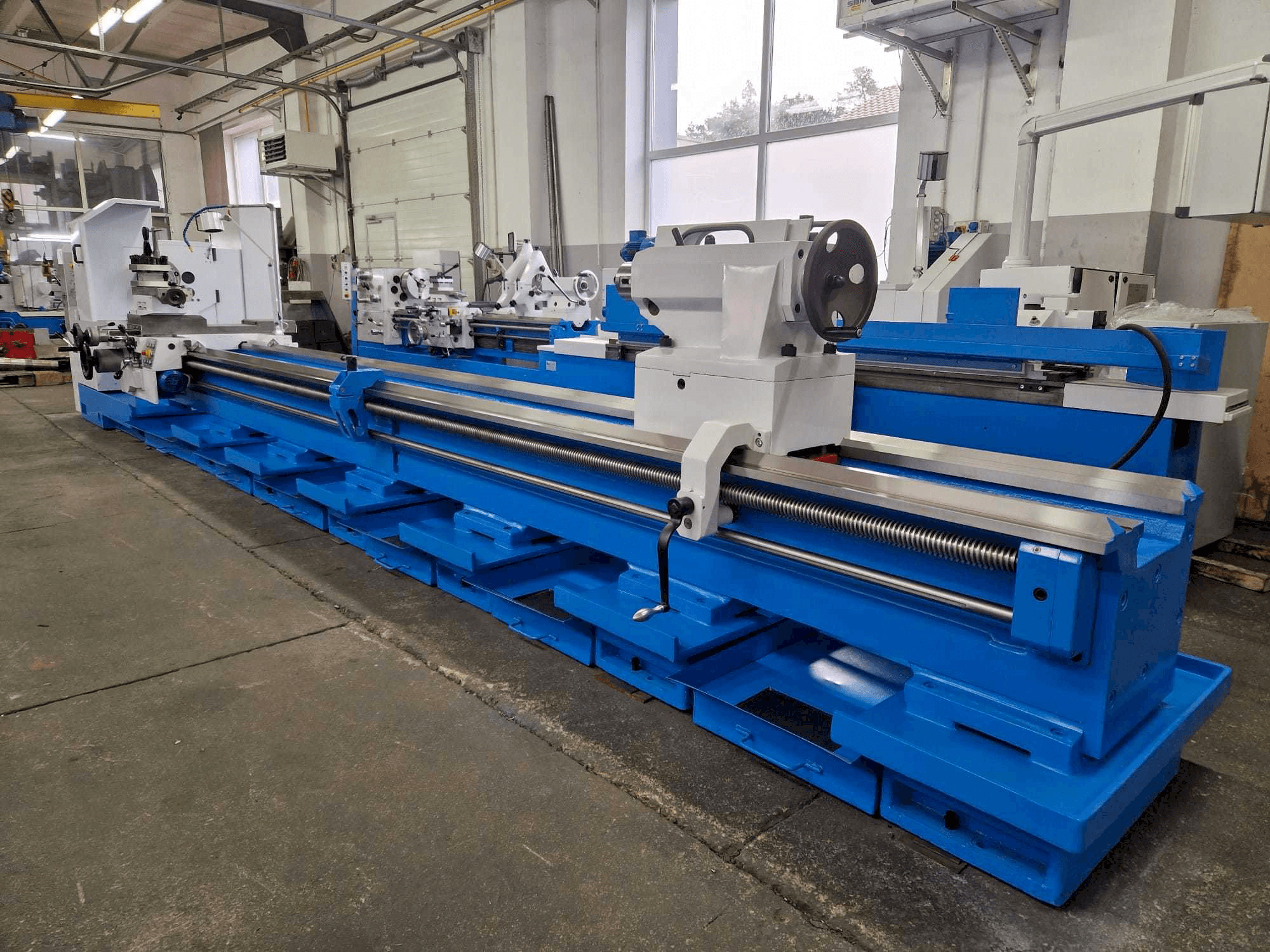 Mašīnas Poreba TPK 90 x 6000 pretskats