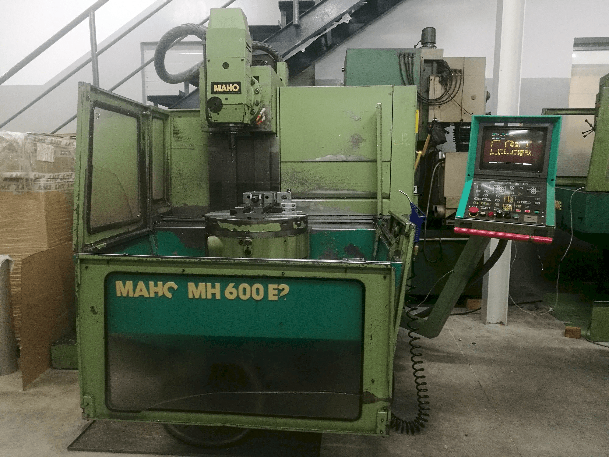 Mašīnas Maho MH 600 E2 pretskats