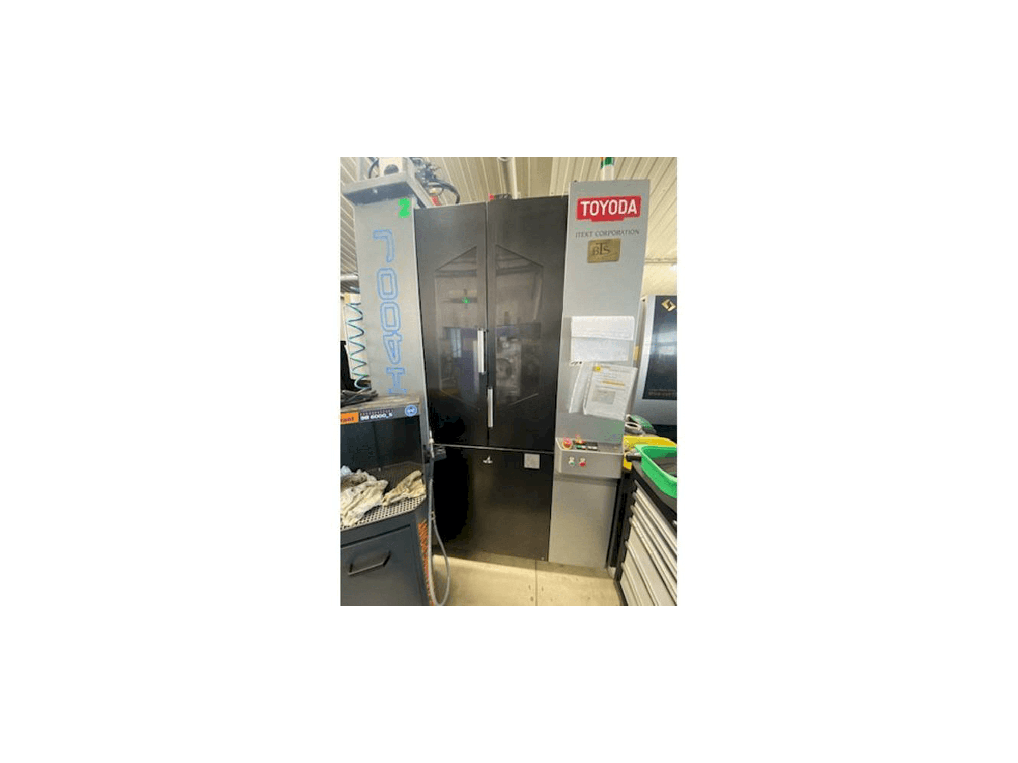 Mašīnas TOYODA FH400J pretskats