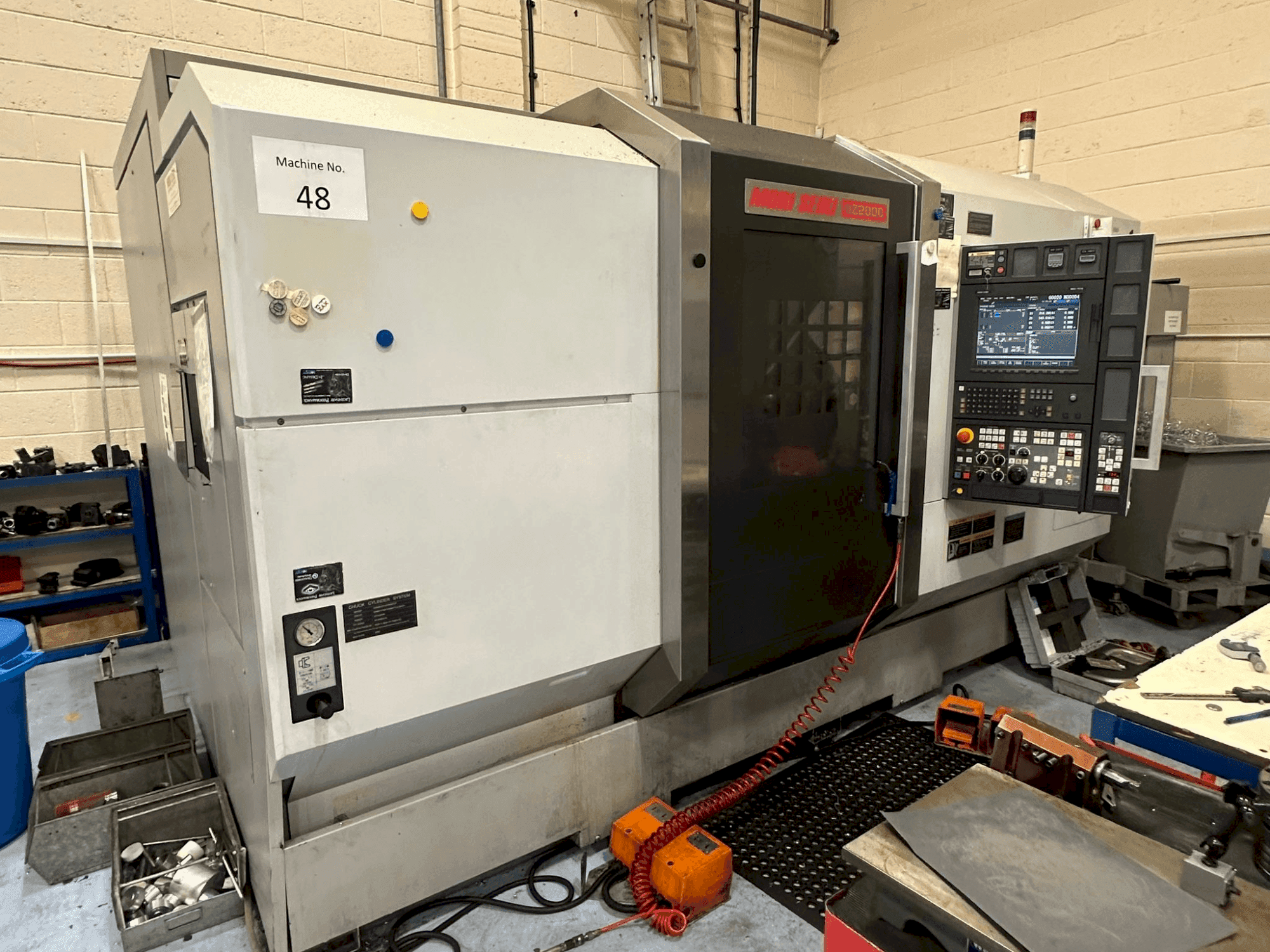 Mašīnas MORI SEIKI NZ2000 pretskats