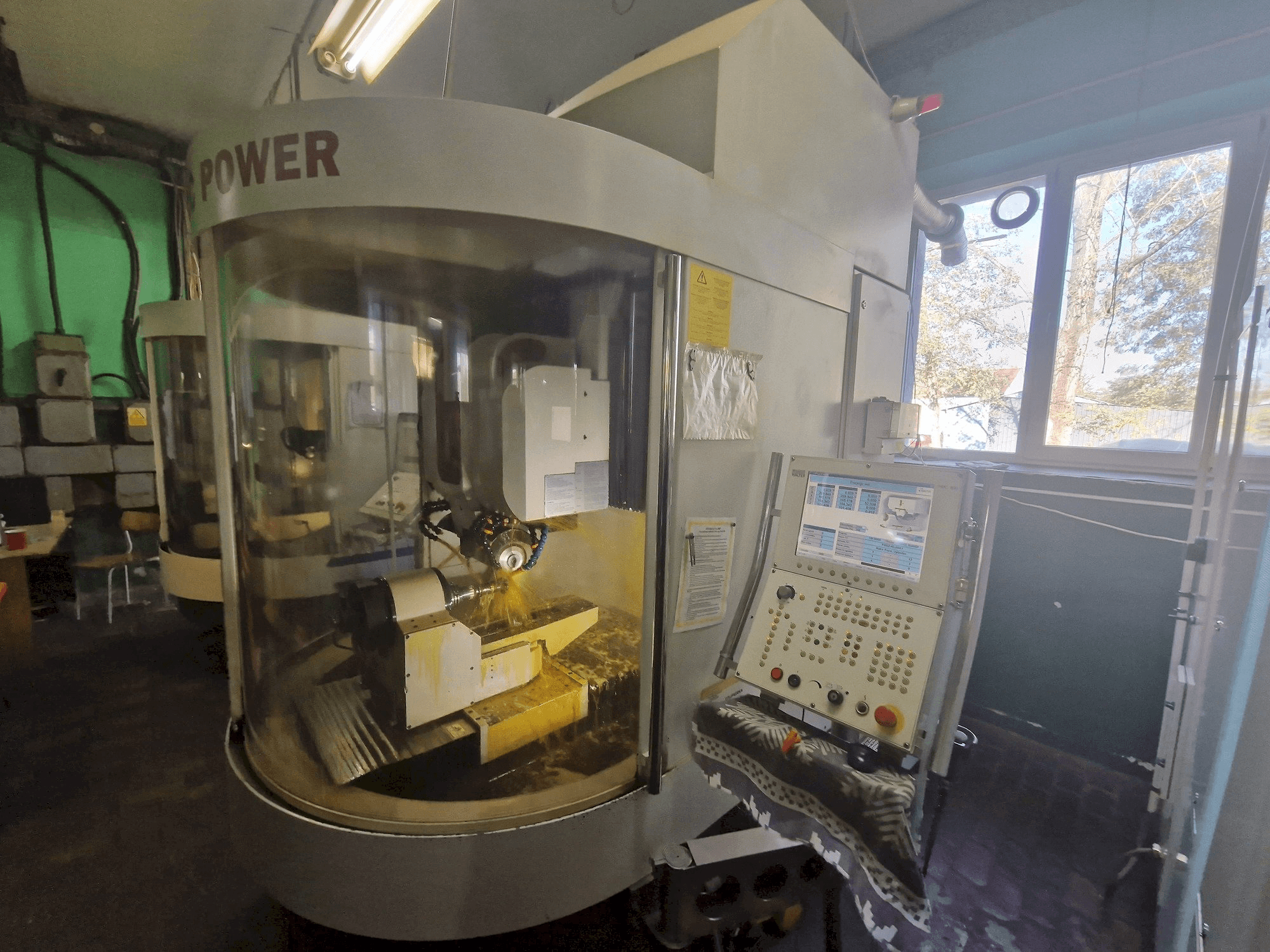 Mašīnas WALTER Helitronic Power pretskats