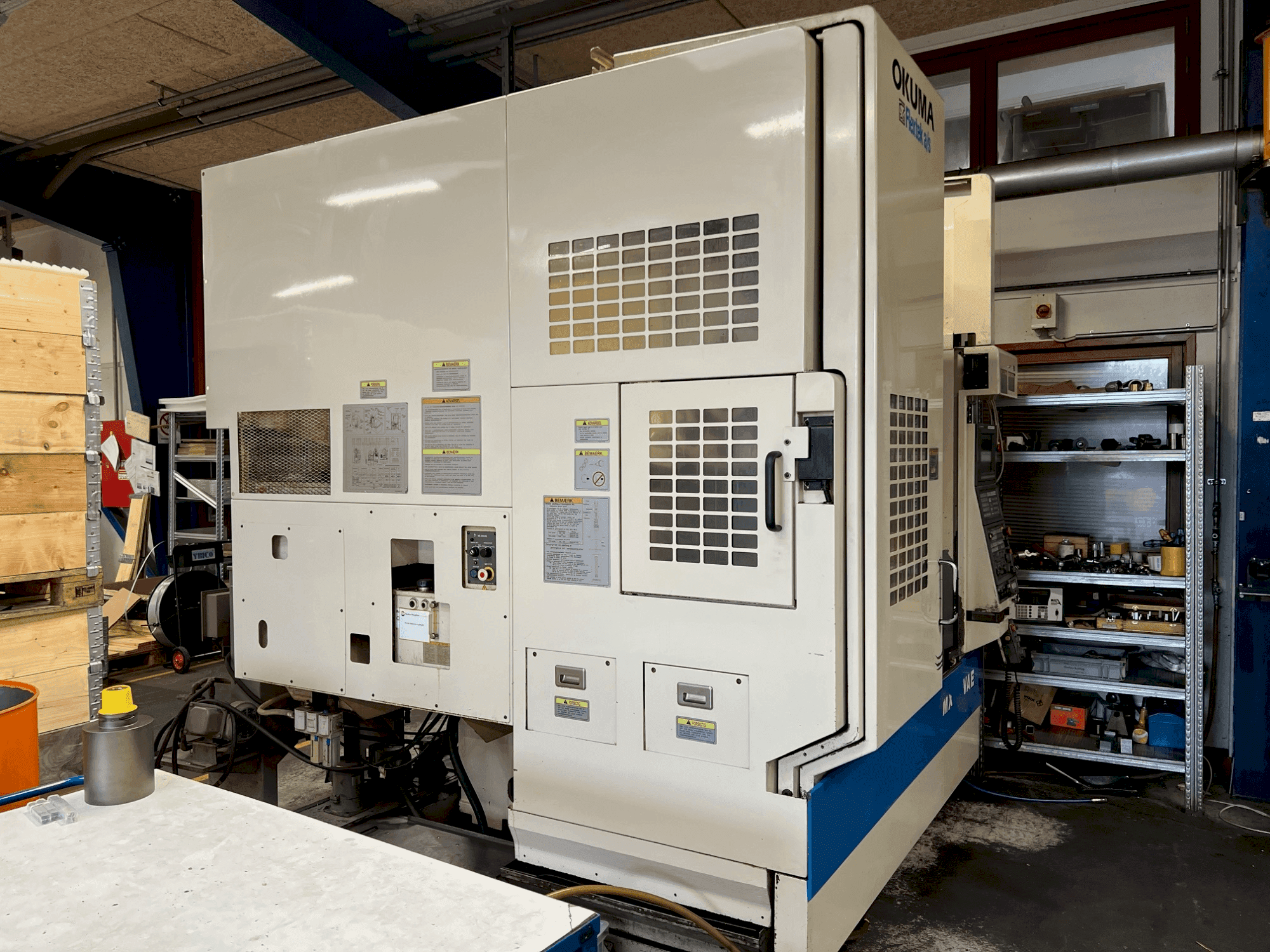 Mašīnas Okuma MX-45 VAE pretskats