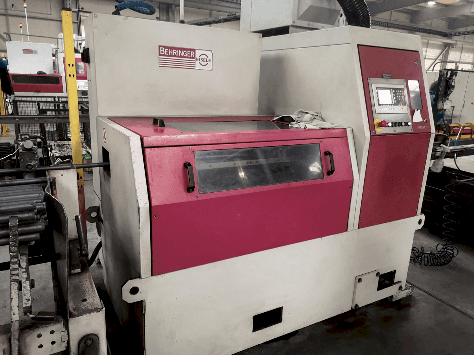 Mašīnas Behringer EISELE HCS-90E pretskats