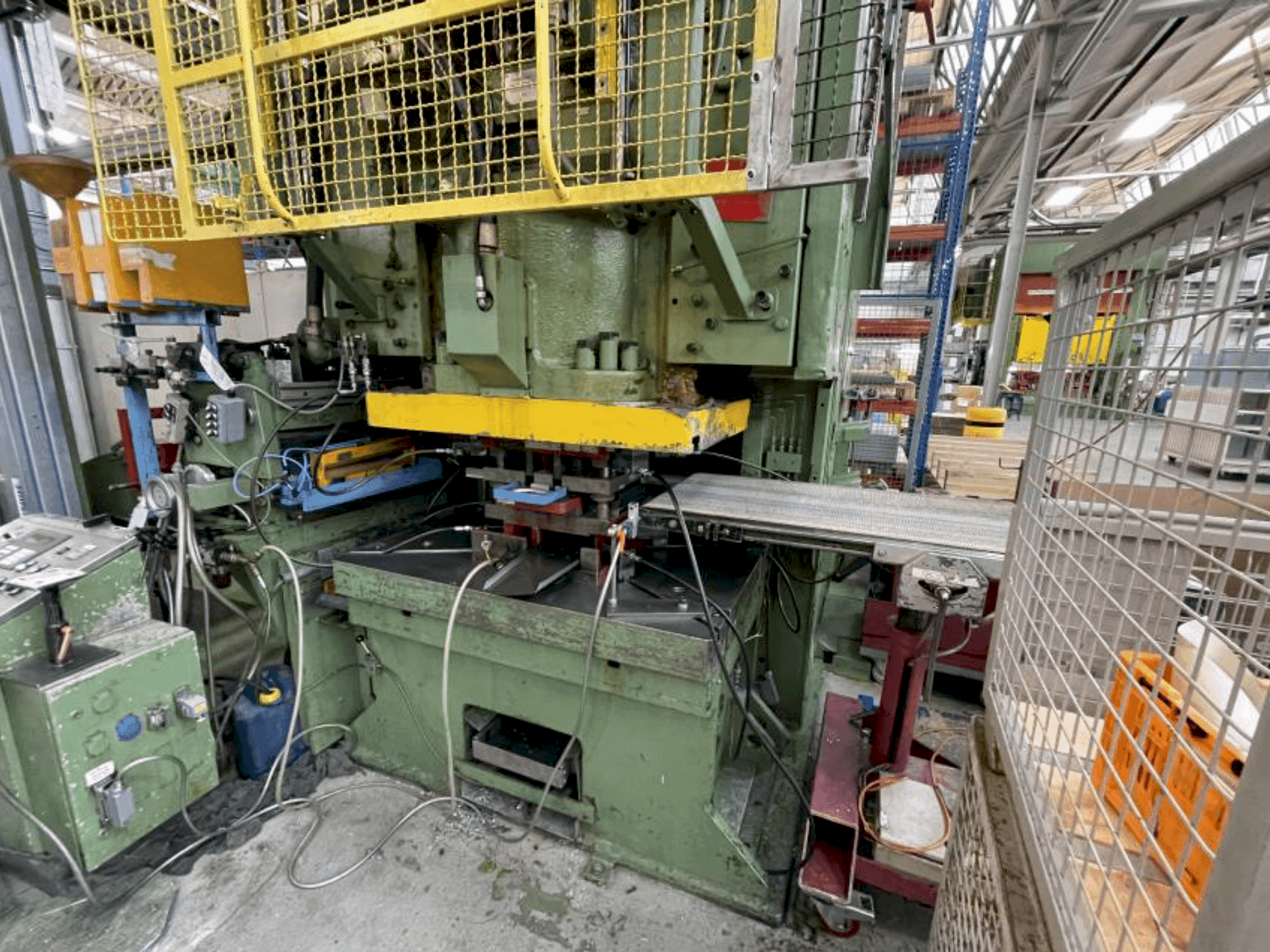 Mašīnas ERFURT PEEX 2 315/1400x880/20-160 pretskats