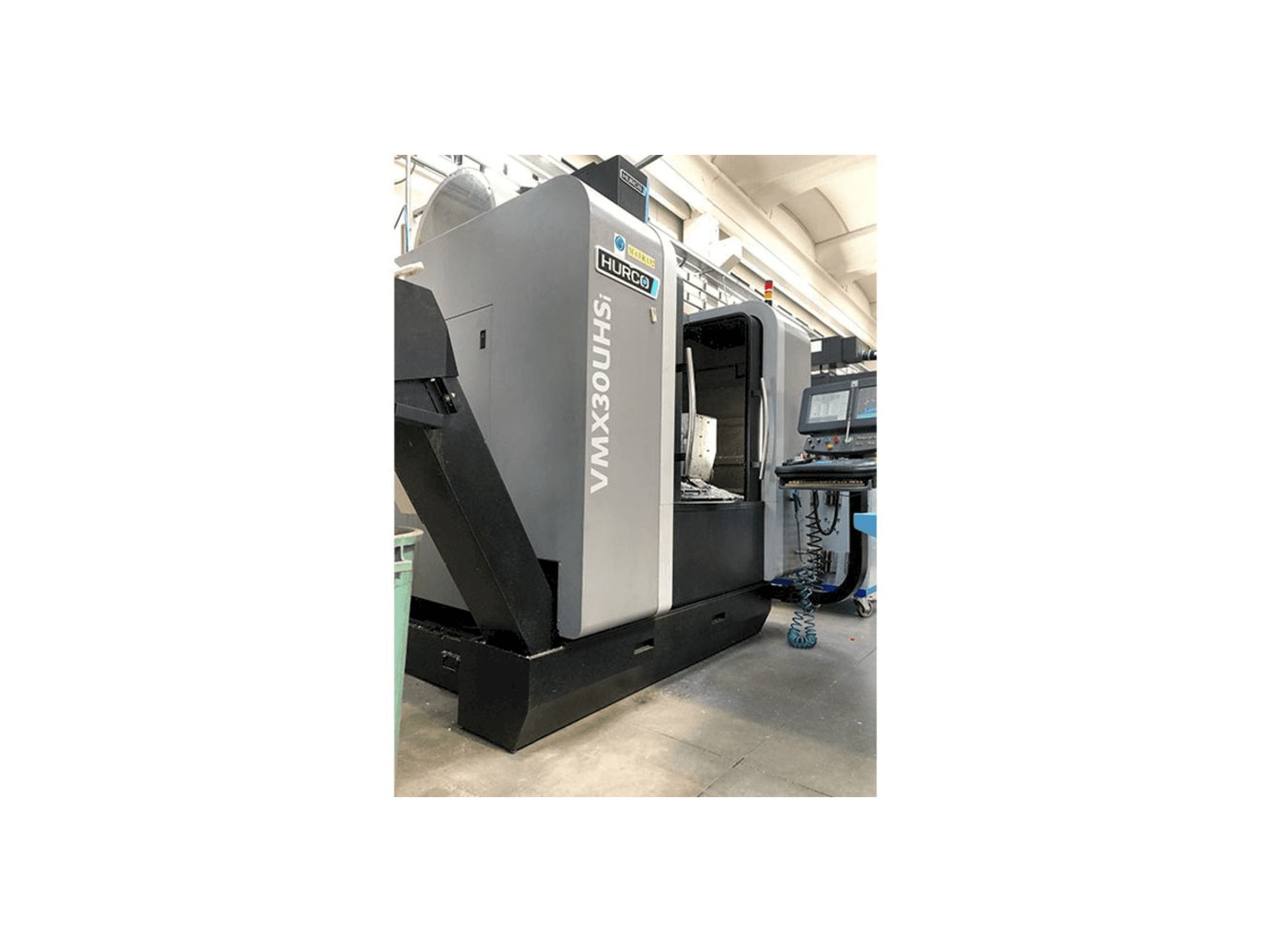 Mašīnas Hurco VMX30 UHSi pretskats
