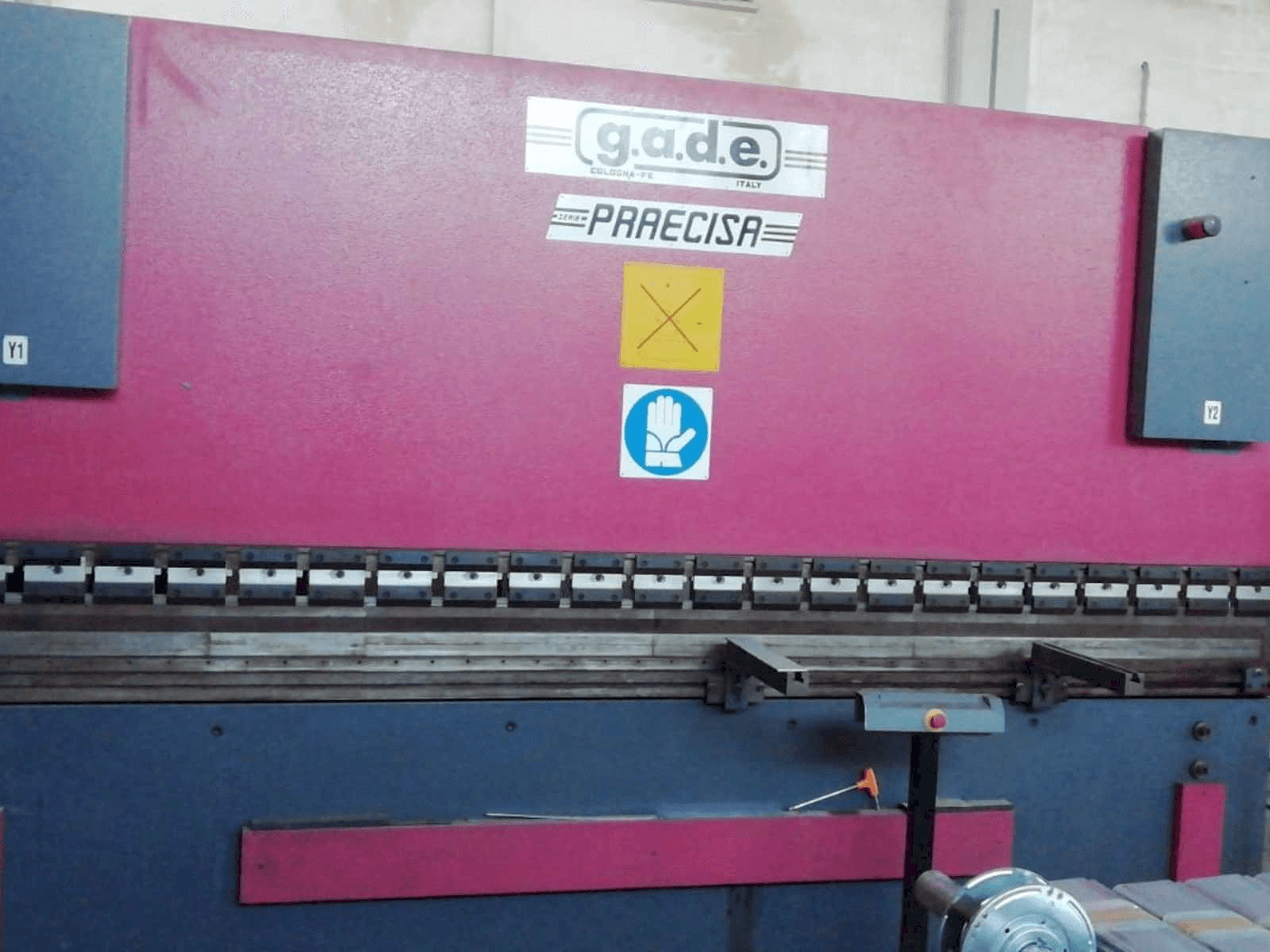 Mašīnas Gade PS-C 4120 pretskats