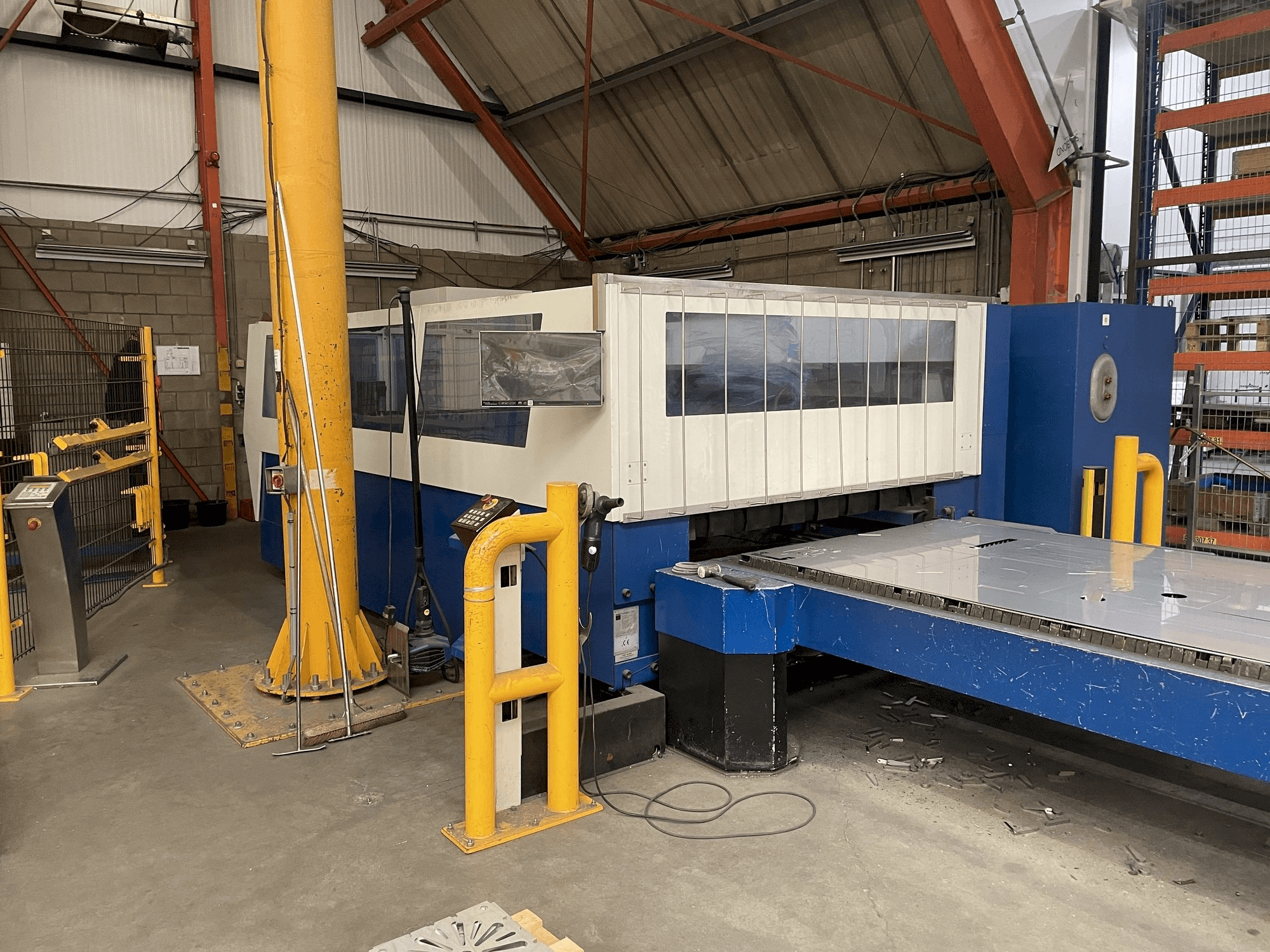 Mašīnas Trumpf Trumatic L3050 5kW pretskats