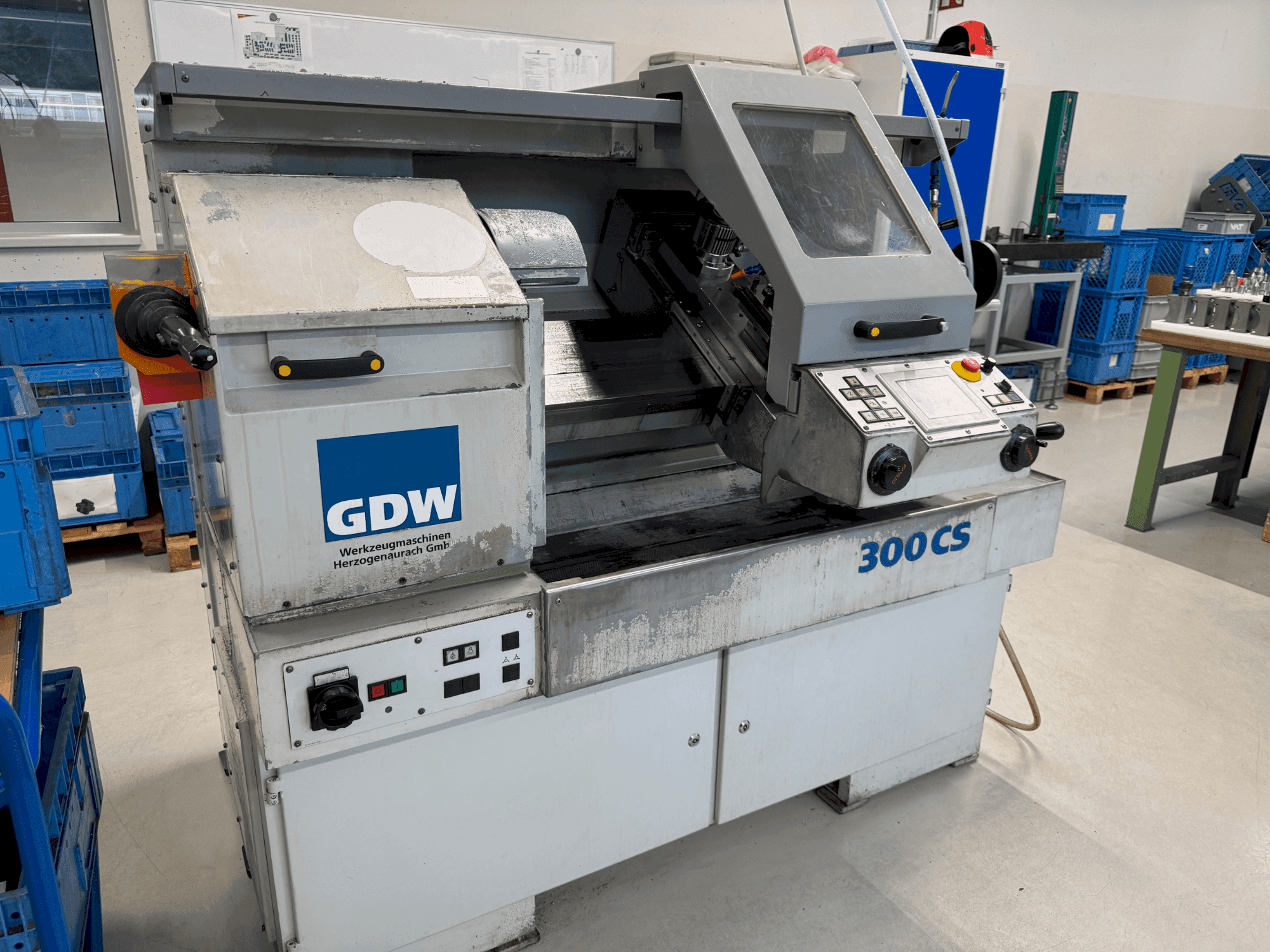 Mašīnas GDW 300 CS pretskats