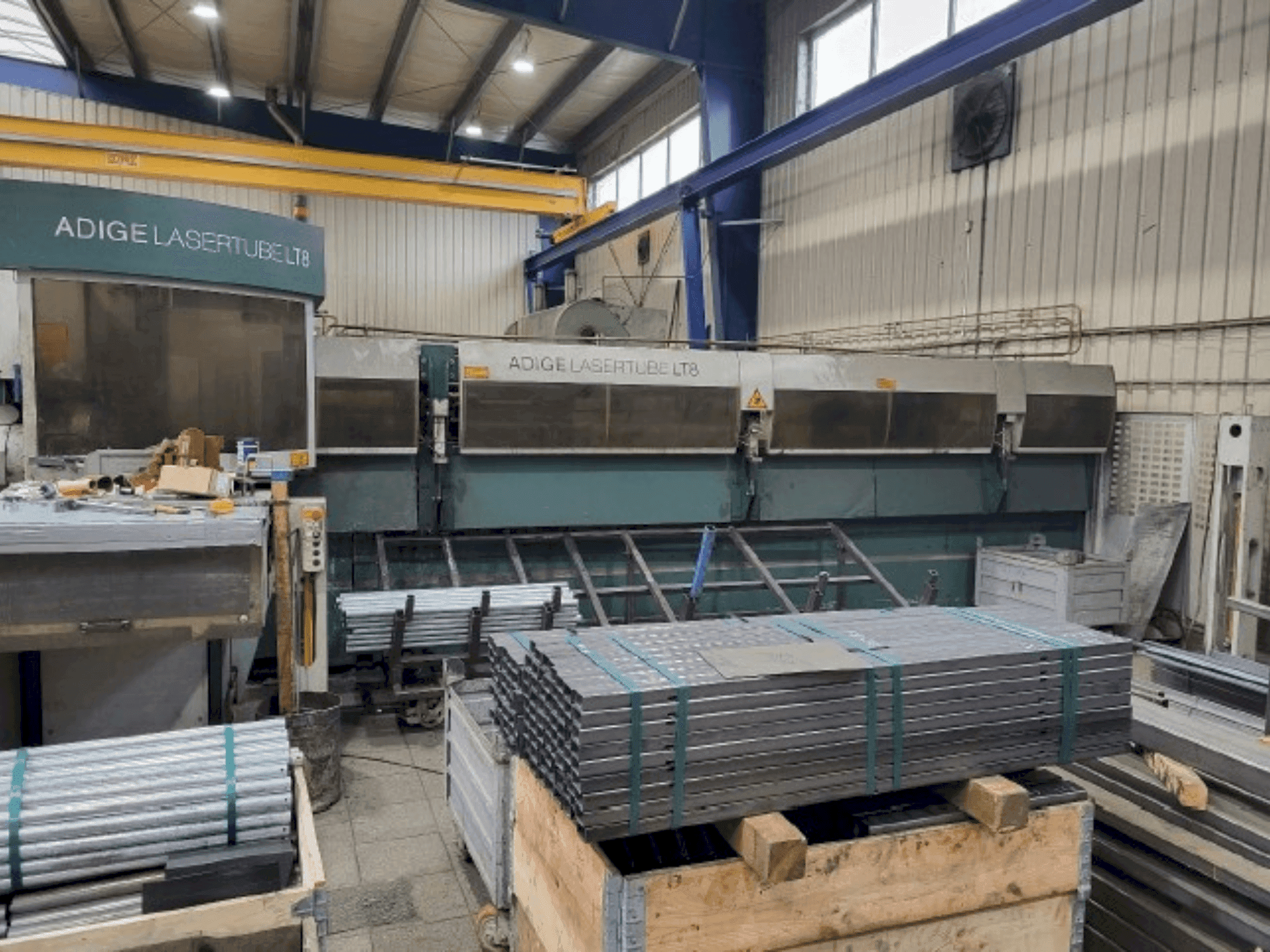 Mašīnas BLM Adige LT 8 pretskats