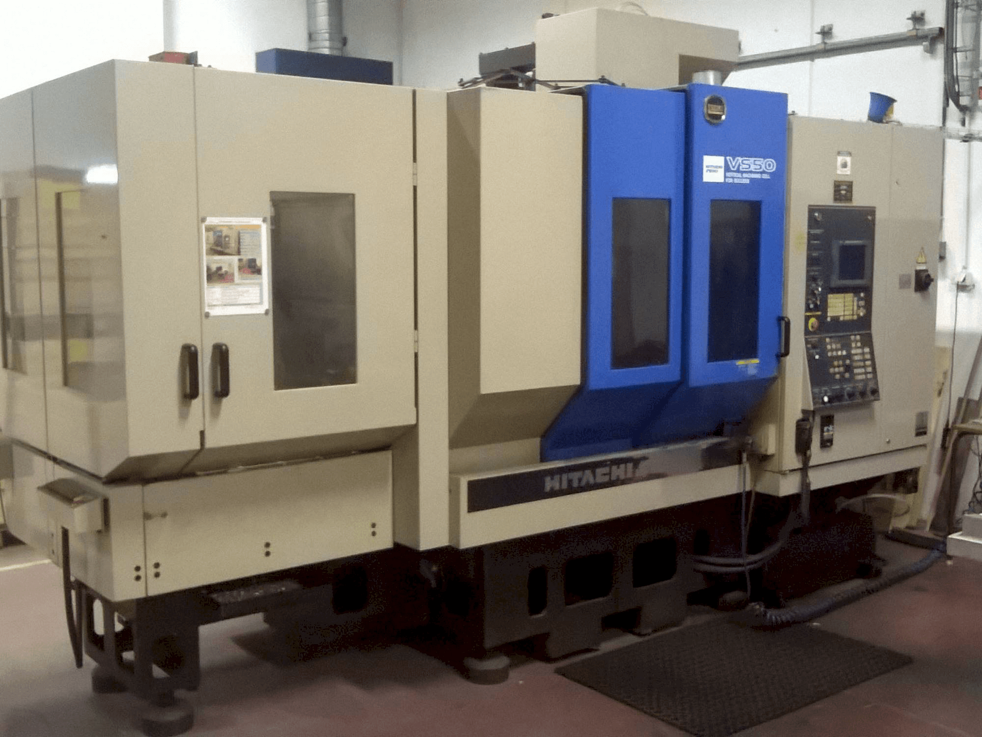 Mašīnas Hitachi VS 50 pretskats