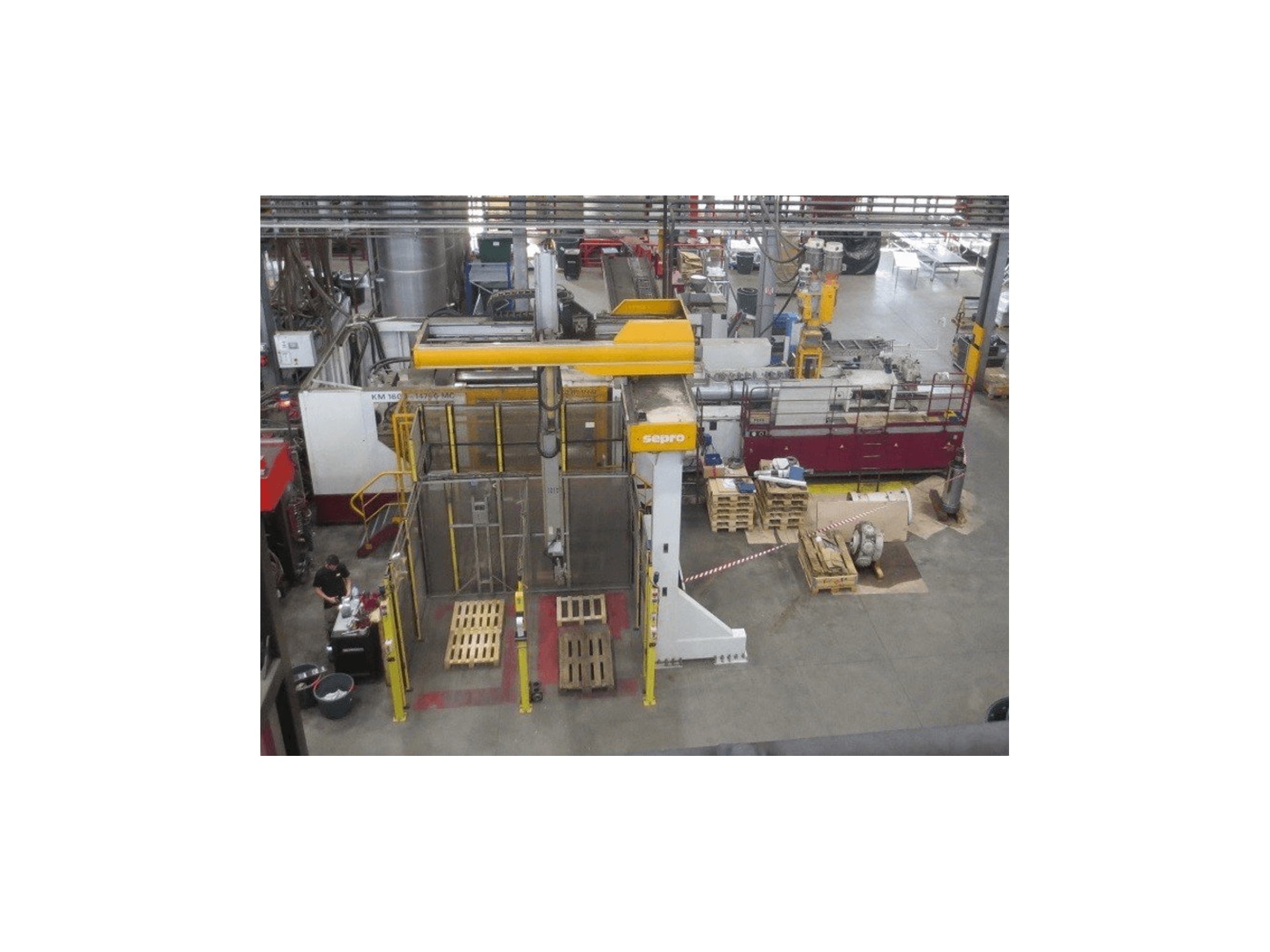 Mašīnas Krauss Maffei KM 1600 MC SP 14700 pretskats