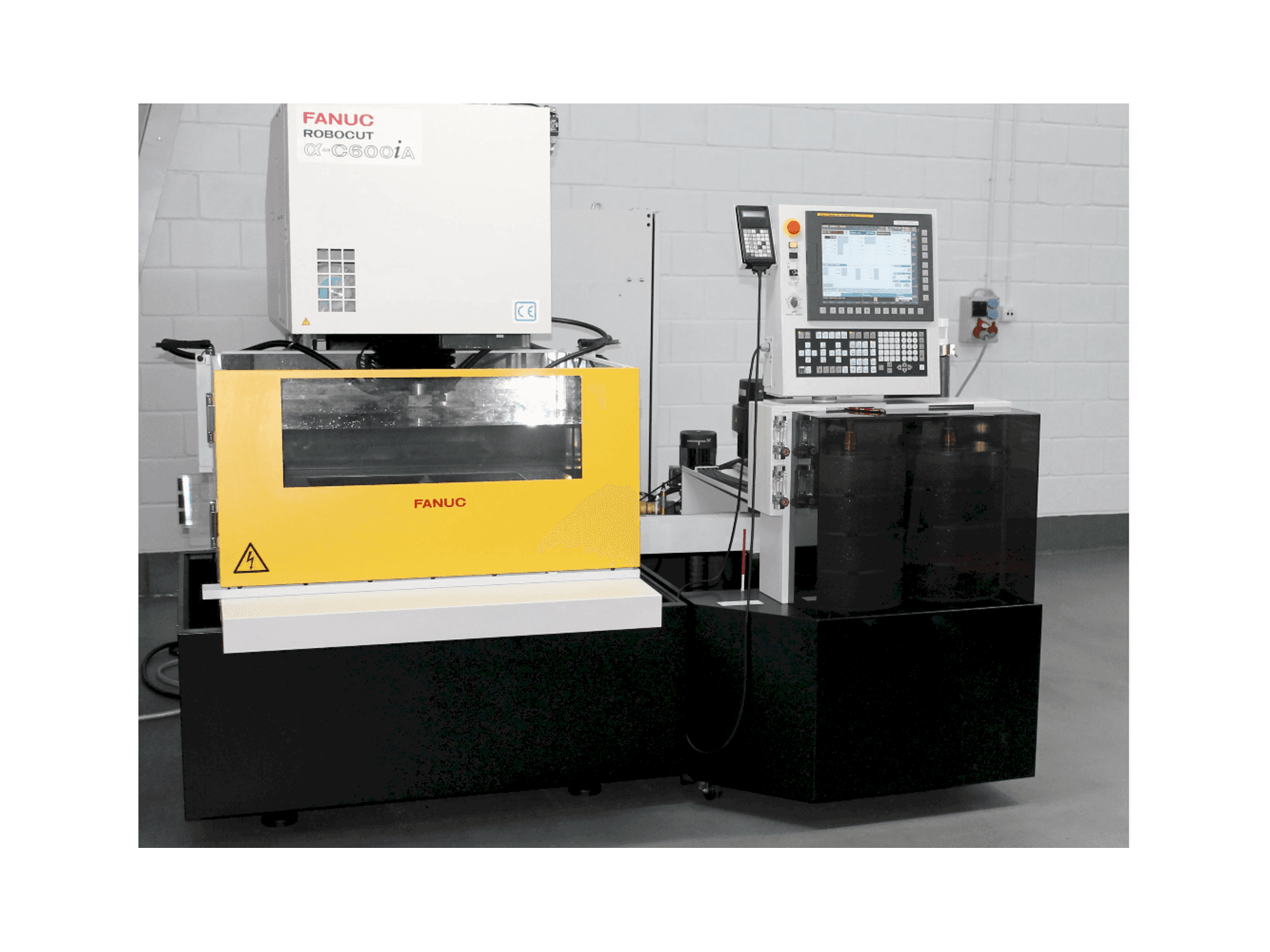 Mašīnas FANUC RoboCut Alfa C600iA pretskats