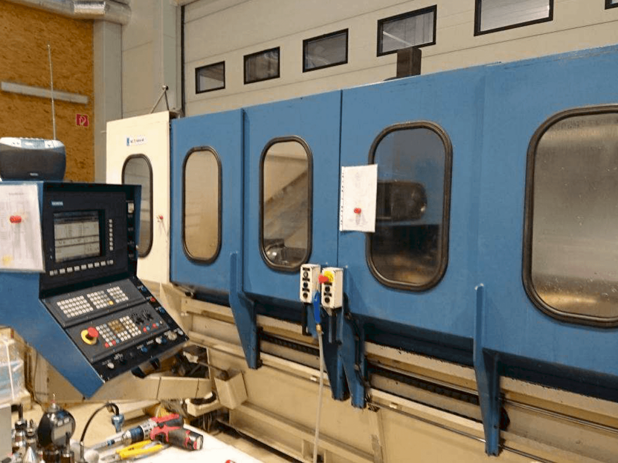 Mašīnas AXA VSC 2-M pretskats