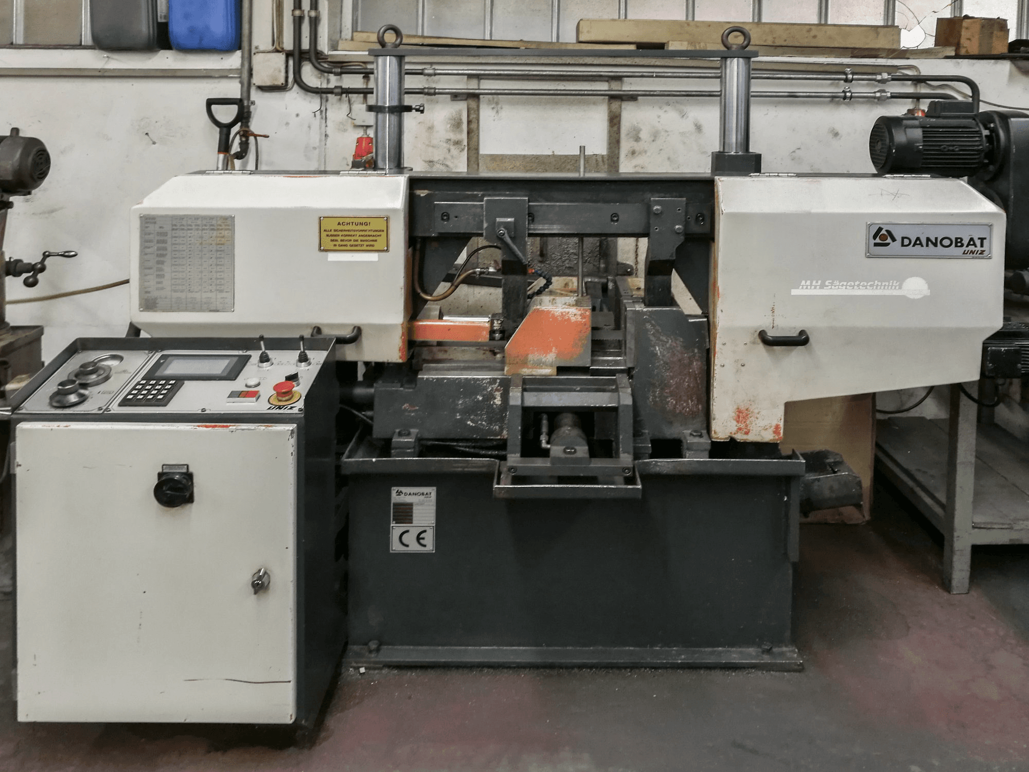 Mašīnas DANOBAT CR-260A pretskats