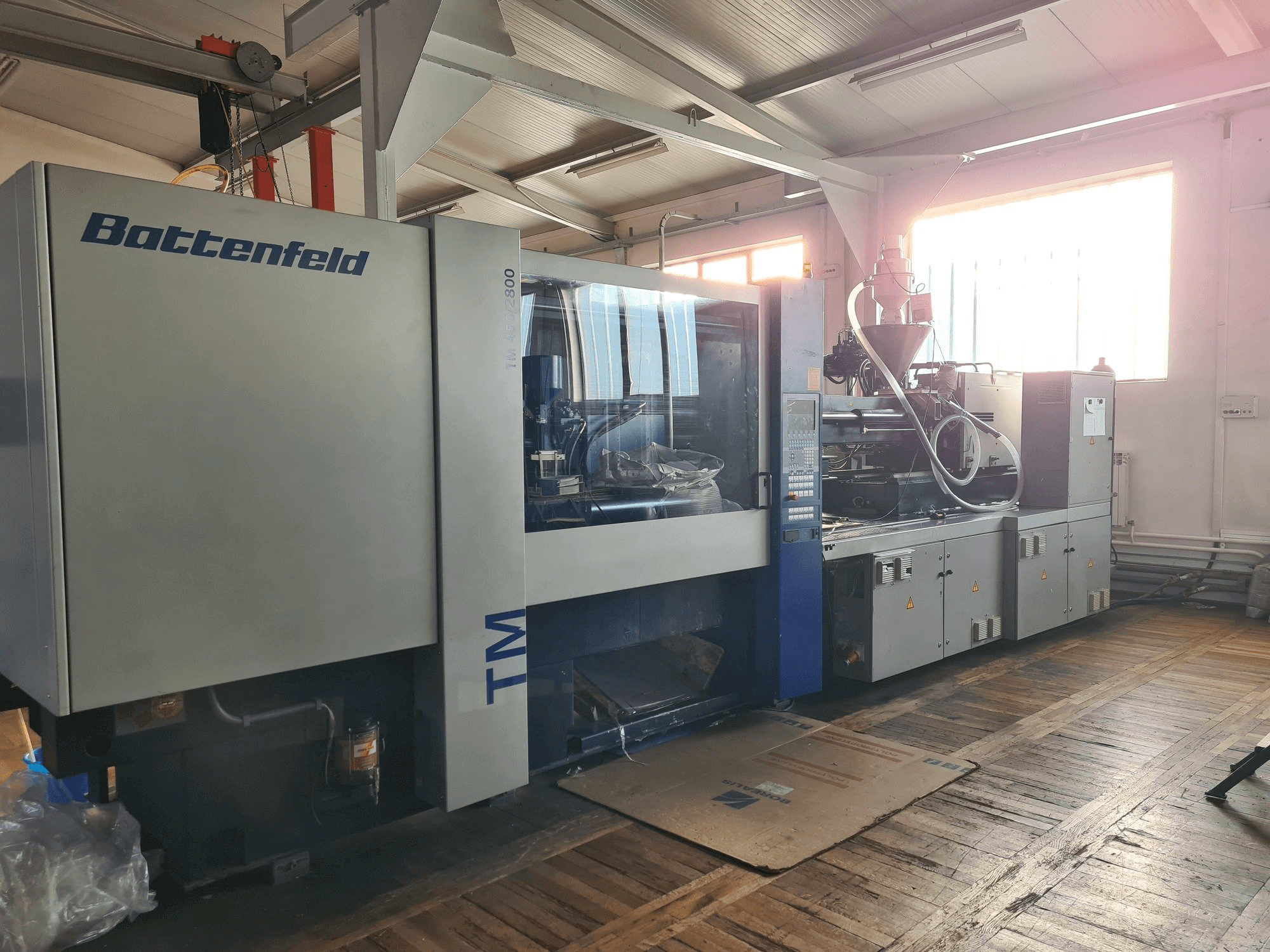 Mašīnas Battenfeld TM 450/2800 pretskats