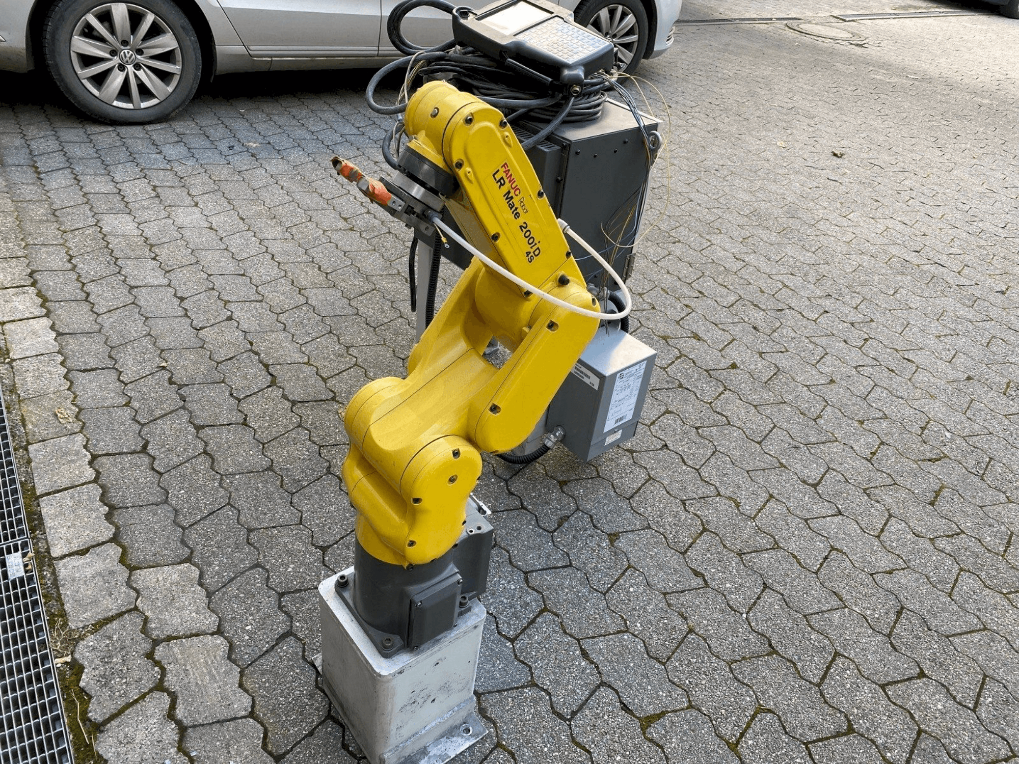 Mašīnas FANUC LR Mate 200iD/4S pretskats