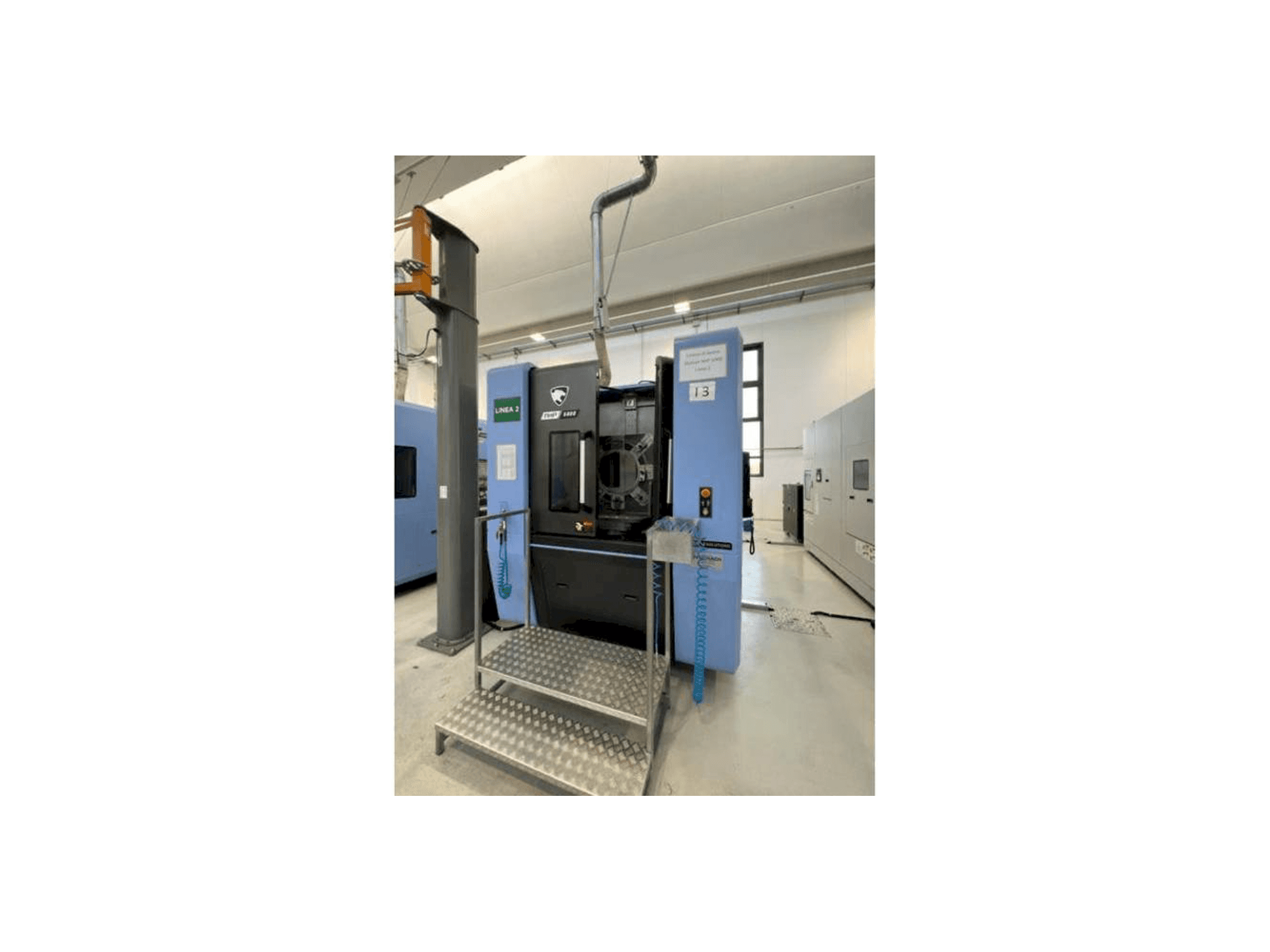 Mašīnas Doosan NHP 5000 pretskats