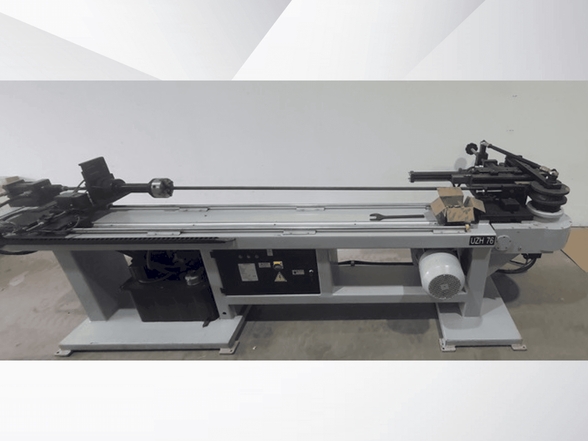 Mašīnas UZMA MAKINA UZH76 pretskats