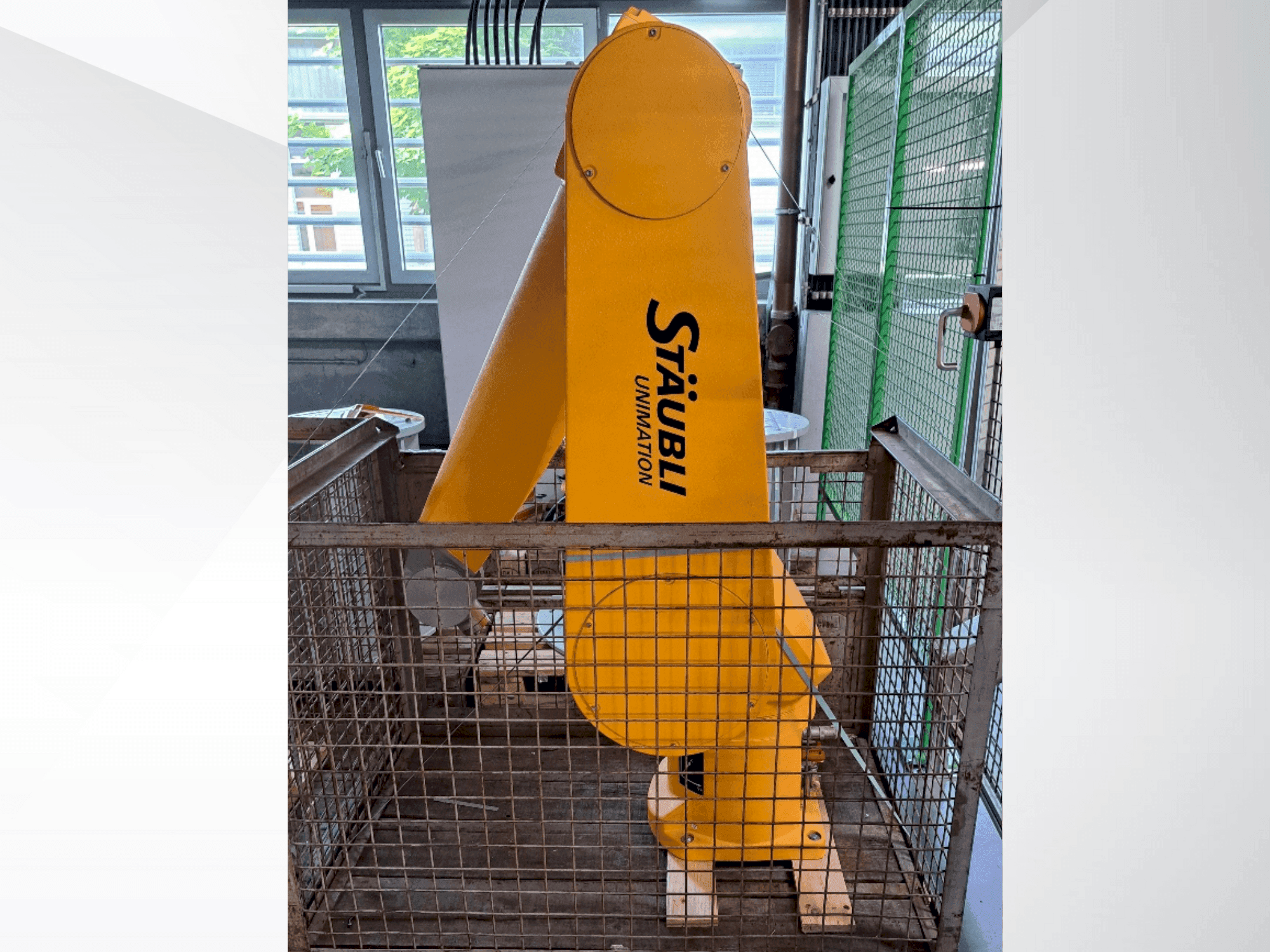 Mašīnas STAUBLI RX160 L pretskats