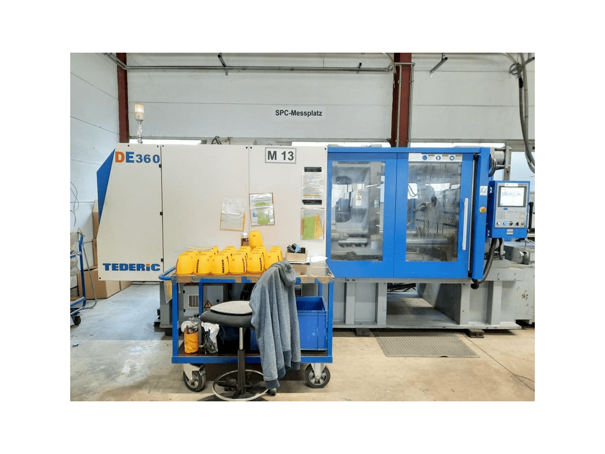 Mašīnas TEDERIC DE360 pretskats