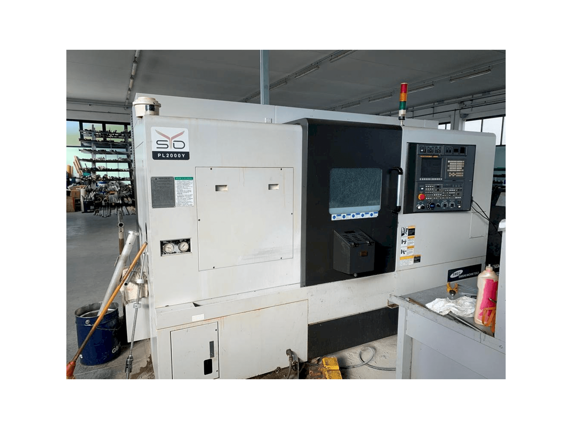 Mašīnas SMEC PL 2000Y pretskats