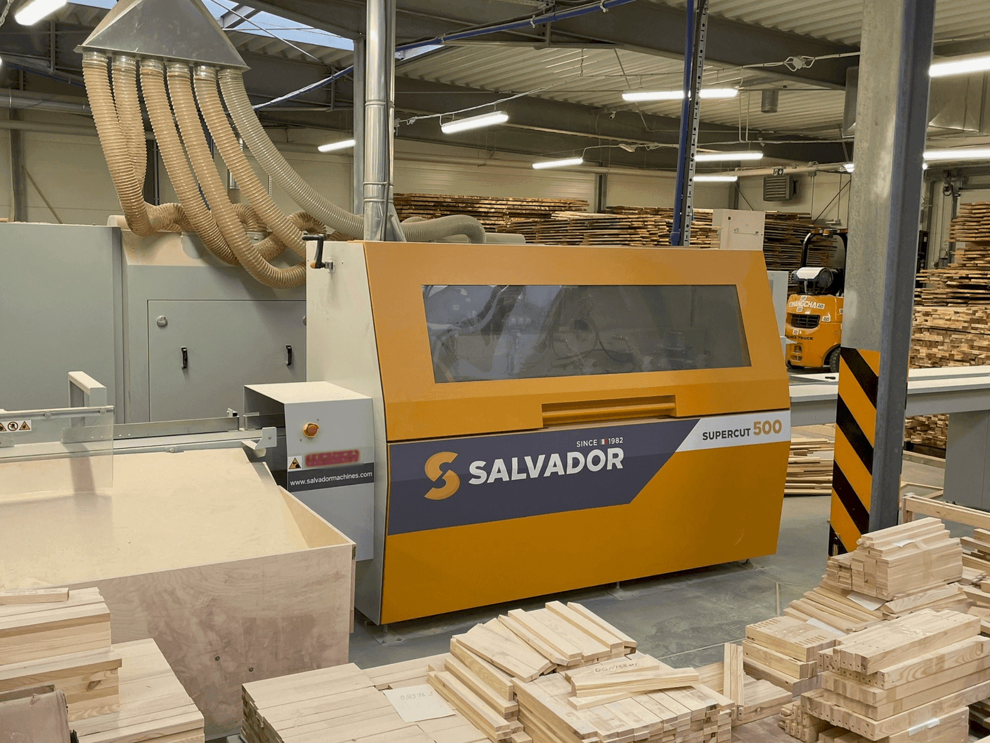 Mašīnas Other SUPER CUT 500 pretskats