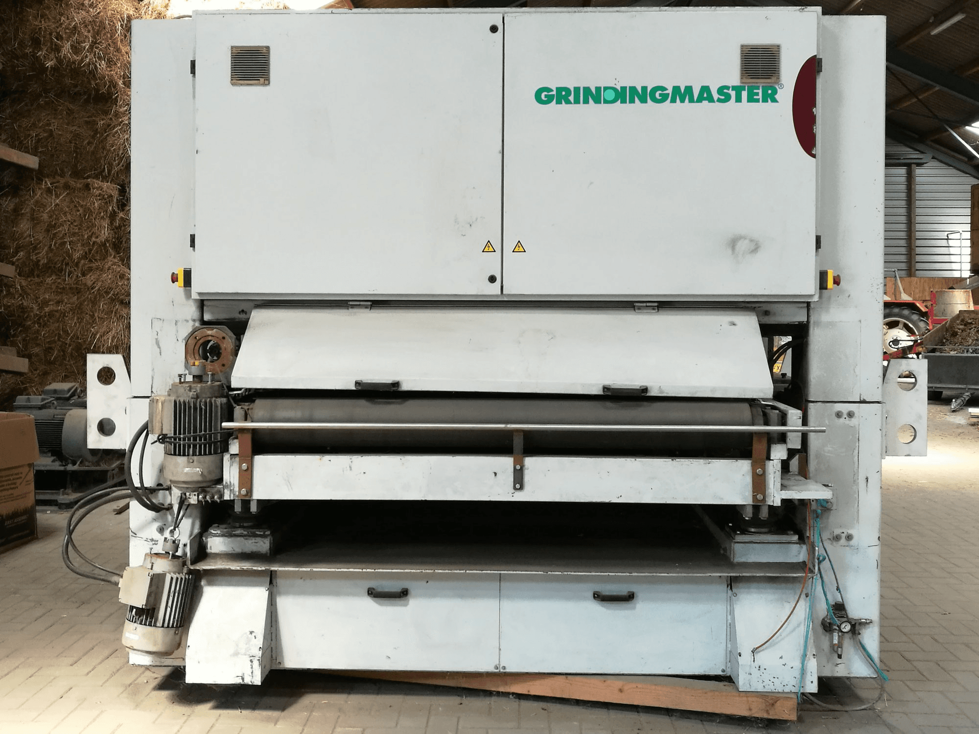 Mašīnas TIMESAVERS MB-2-1600 Z2 pretskats