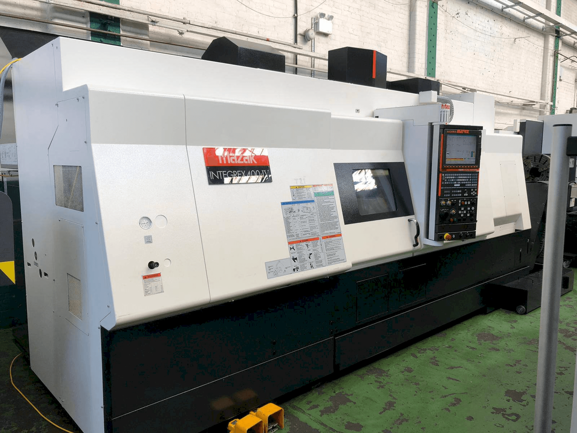 Mašīnas Mazak Integrex 400-IV pretskats