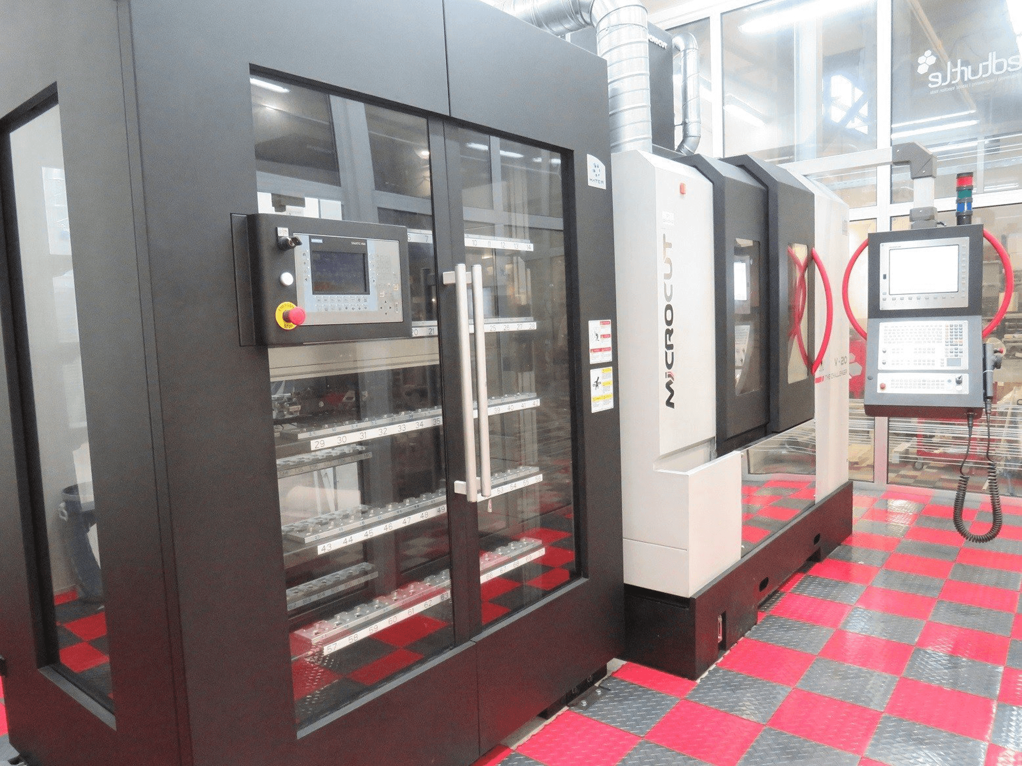 Mašīnas MICROCUT V-20G pretskats