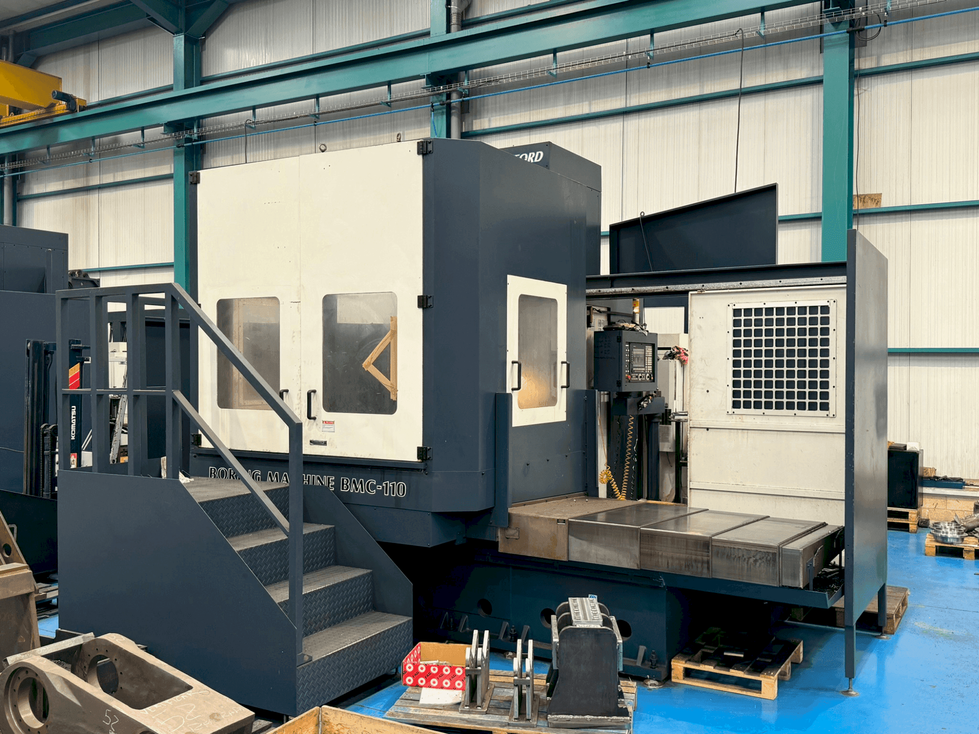 Mašīnas Johnford BMC 110 pretskats