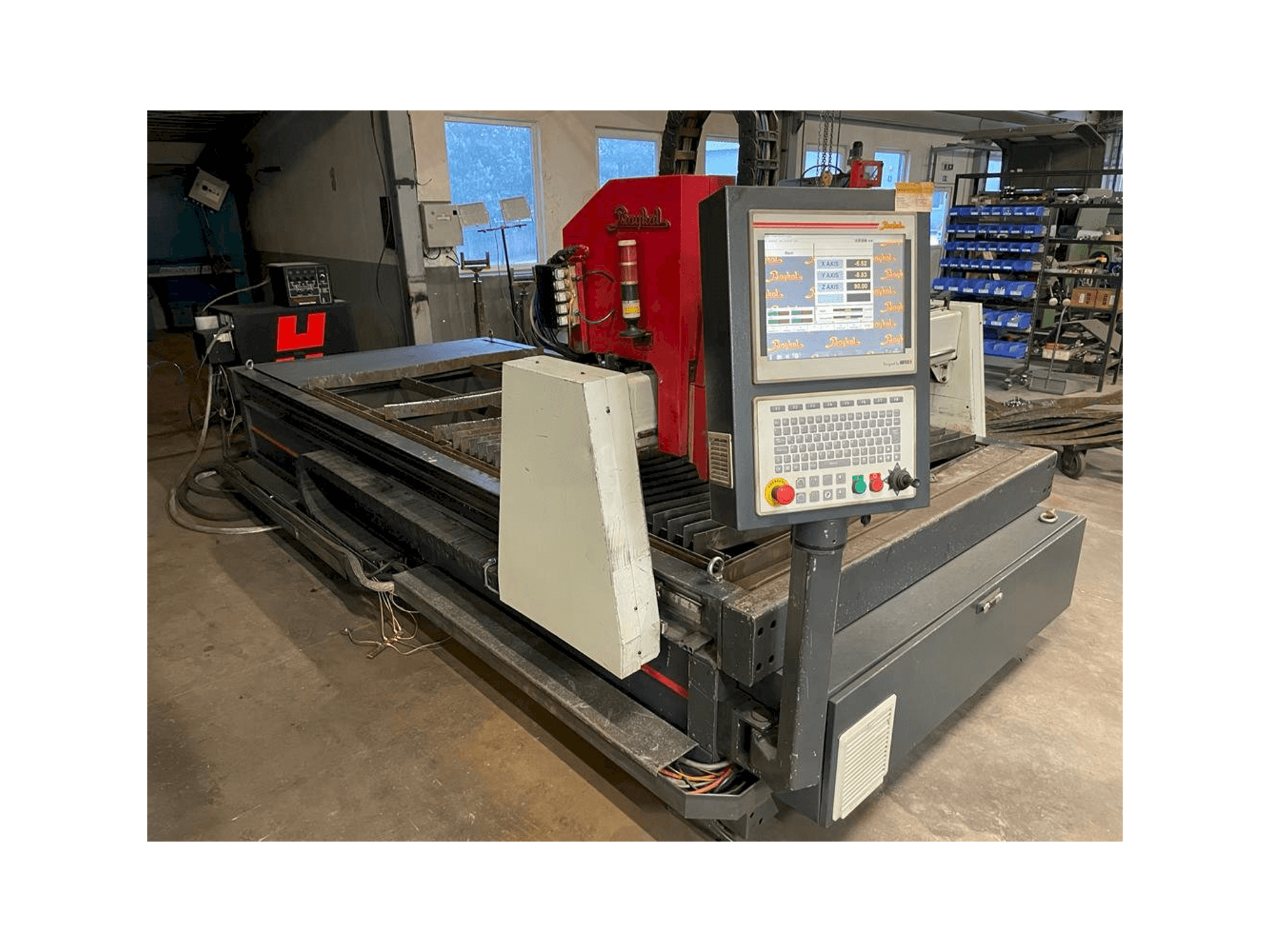 Mašīnas Baykal BPH 1503 + Hypertherm HPR 130 pretskats