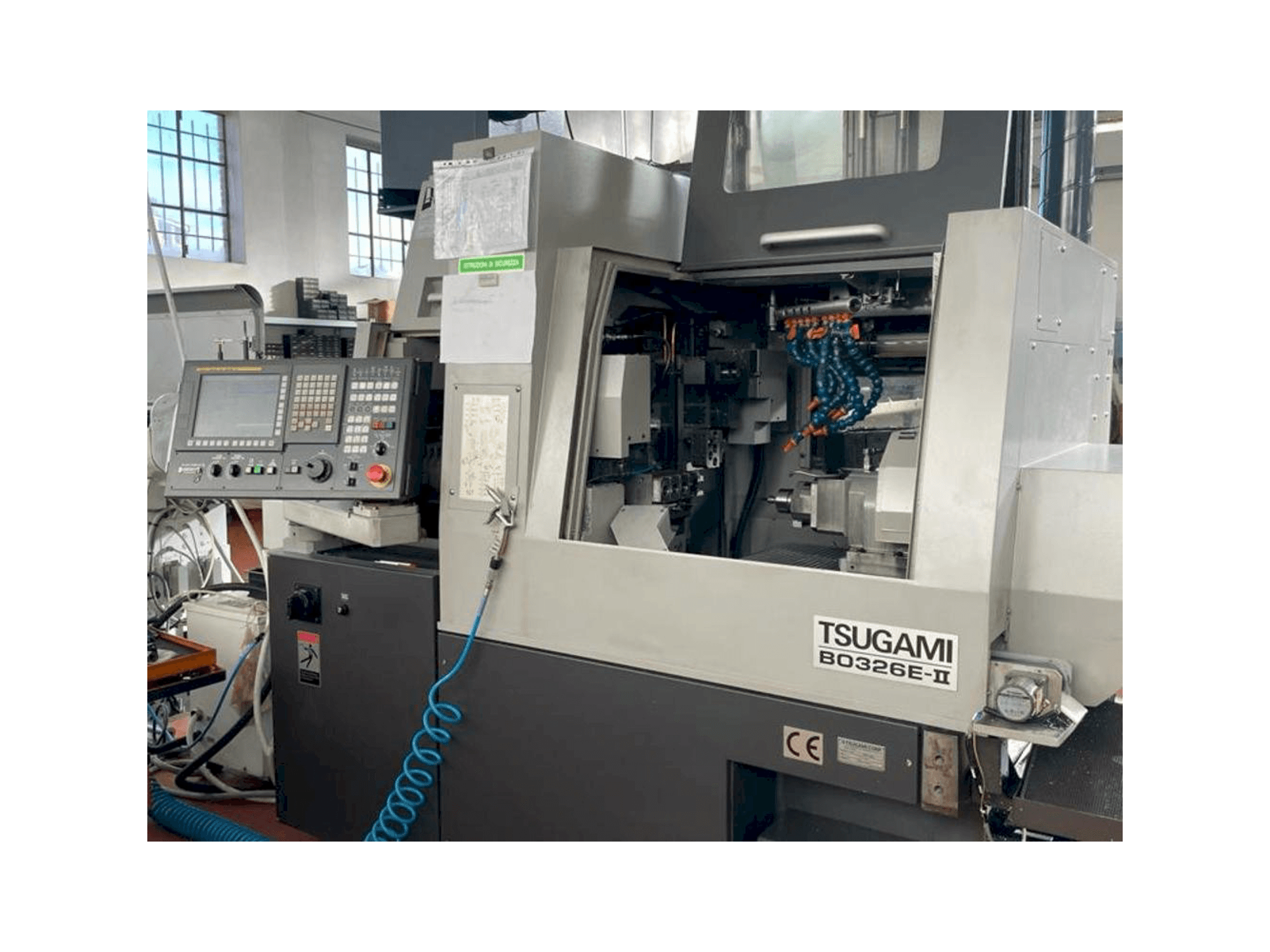 Mašīnas TSUGAMI B0326E-II pretskats