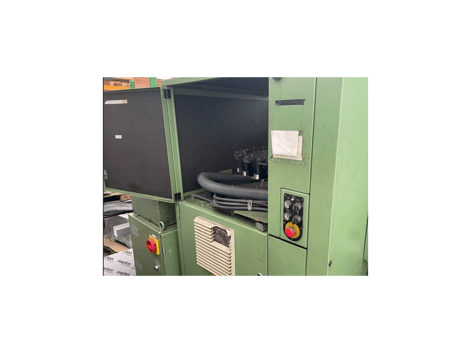 Mašīnas DECKEL FP4AT pretskats