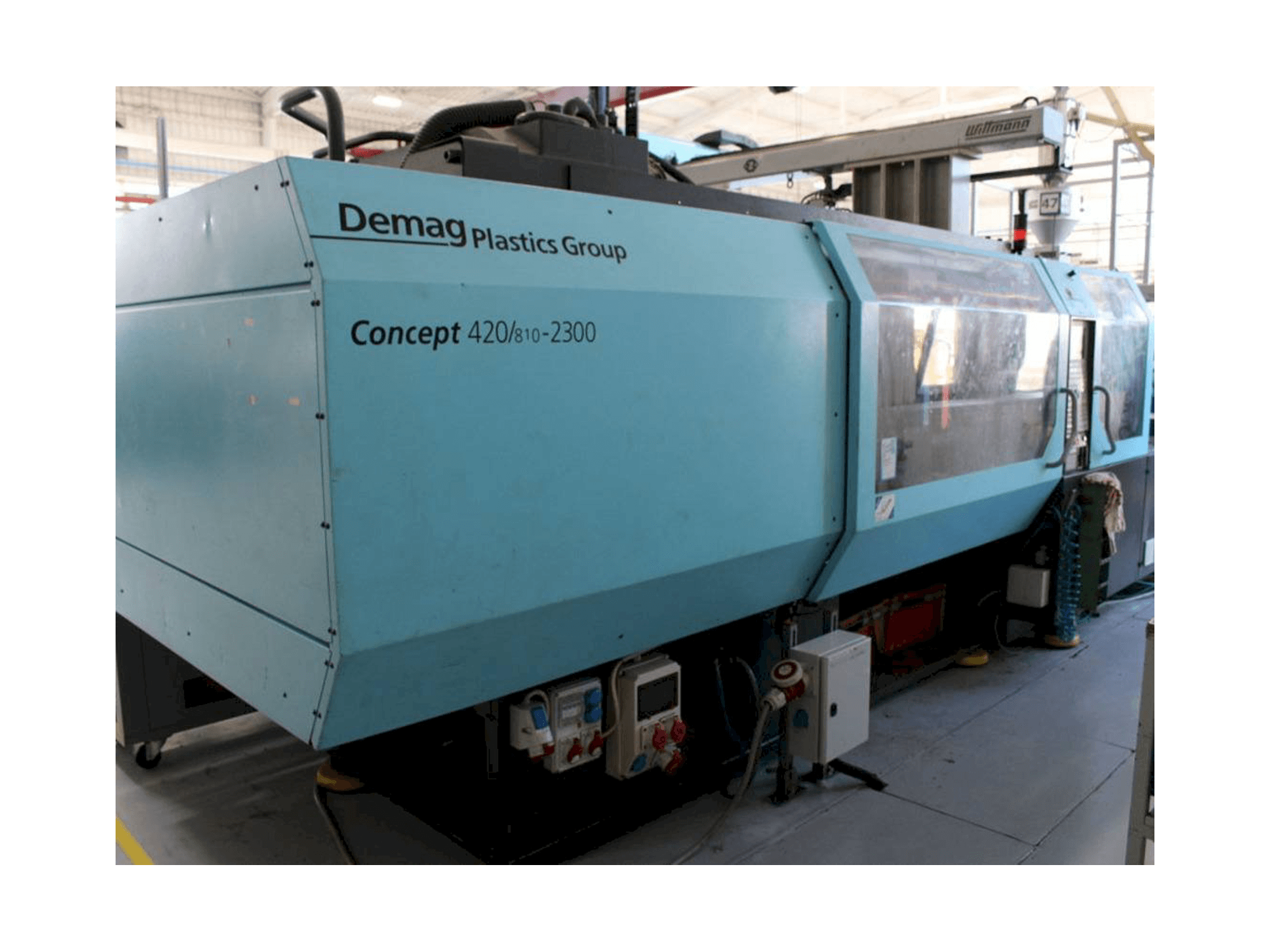 Mašīnas DEMAG 420/810-2300 NC4 pretskats