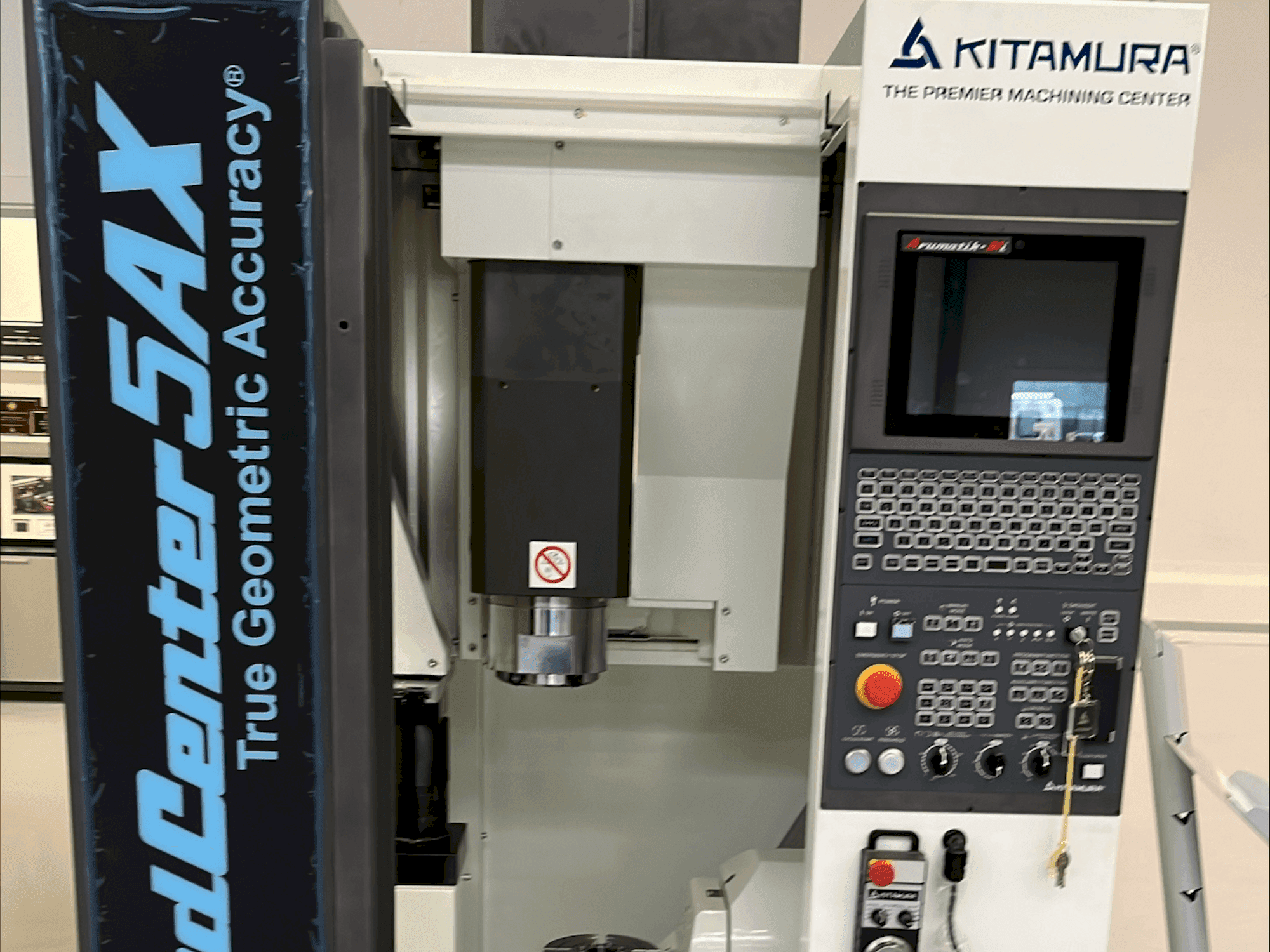 Mašīnas Kitamura Medcenter 5AX pretskats