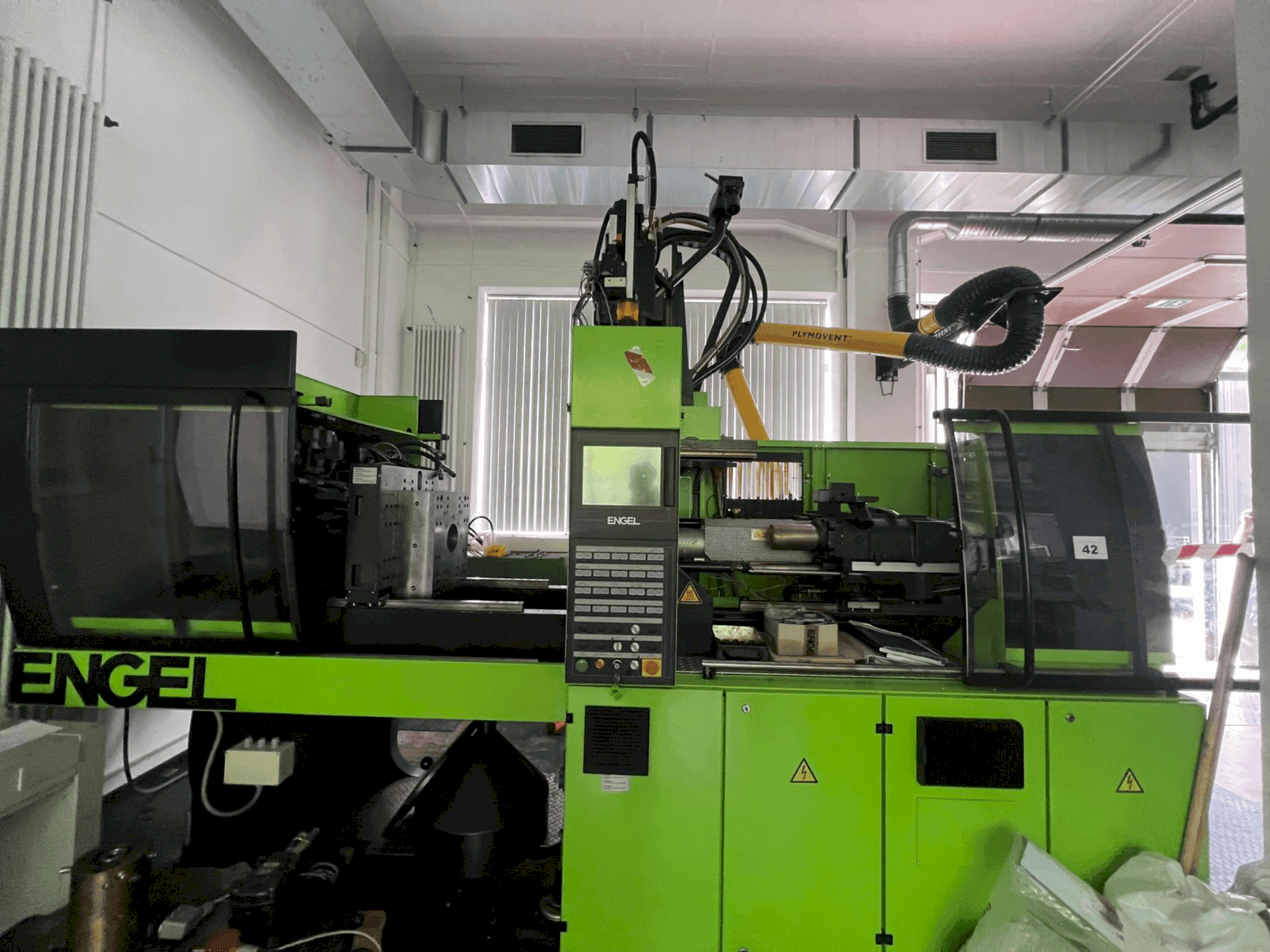 Mašīnas Engel Victory 300H 80V/80 Combi pretskats