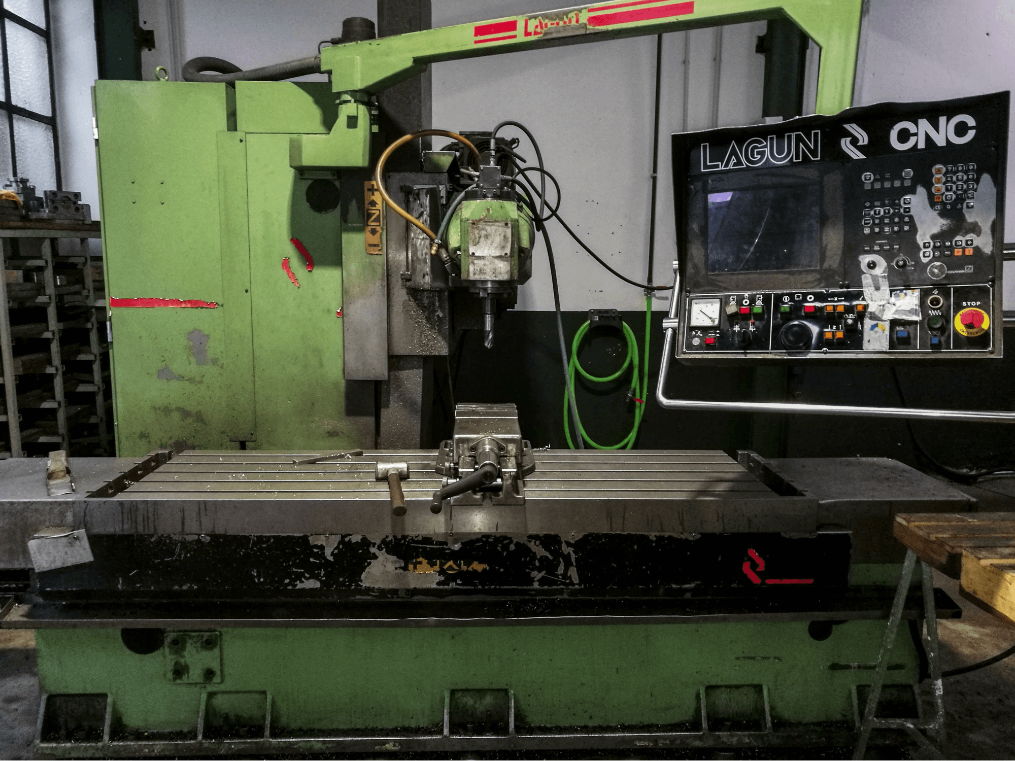 Mašīnas Lagun FBF 1800 pretskats