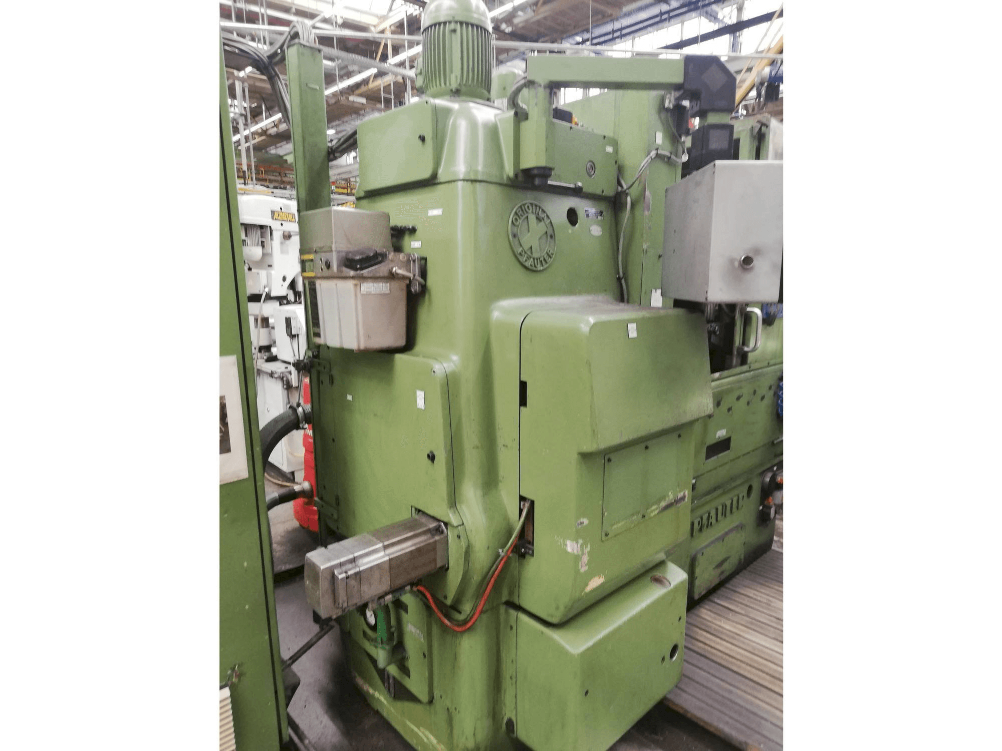 Mašīnas Pfauter P400 pretskats