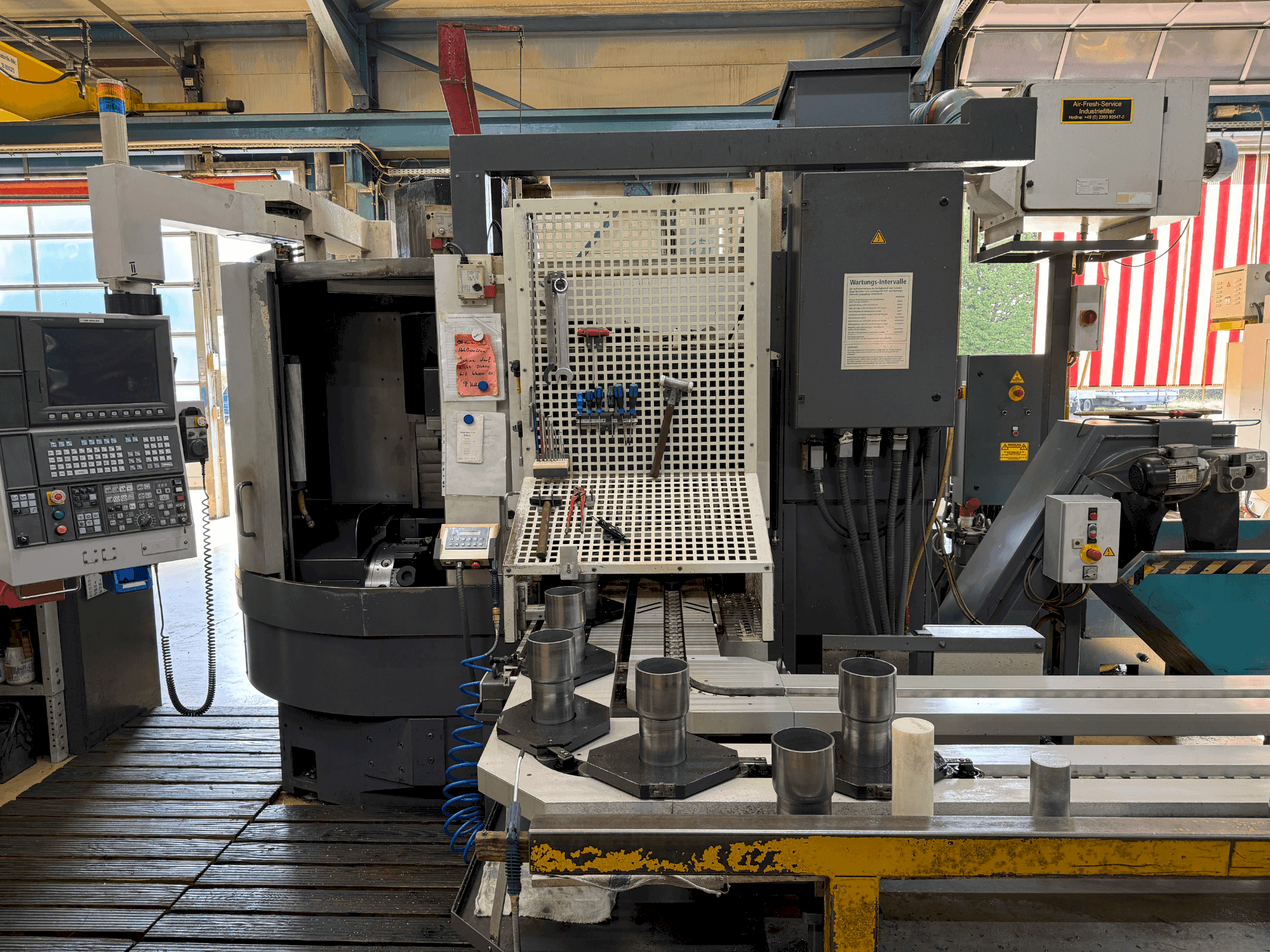 Mašīnas Okuma LVT 300-M pretskats