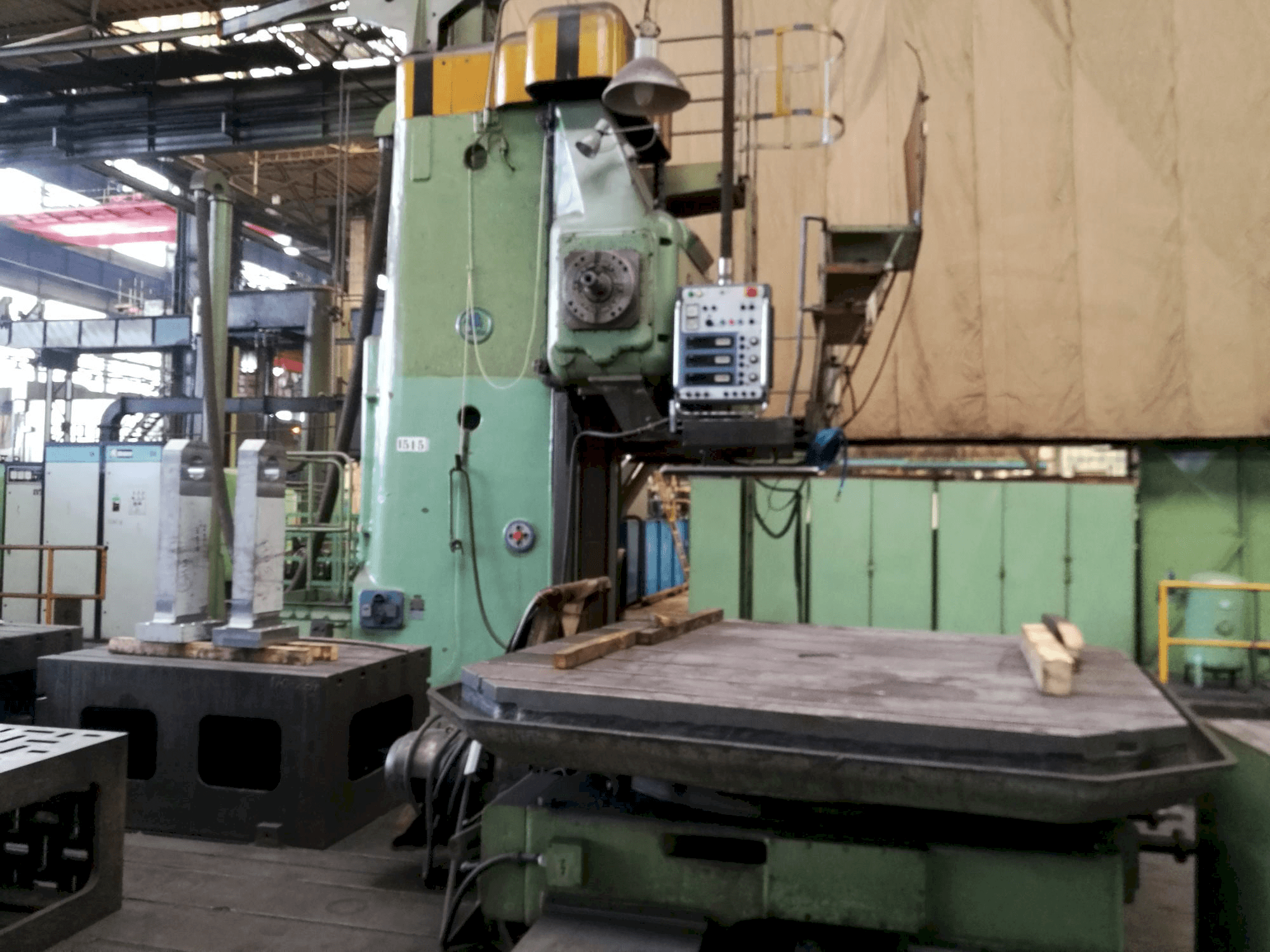 Mašīnas SKODA WD 160 pretskats