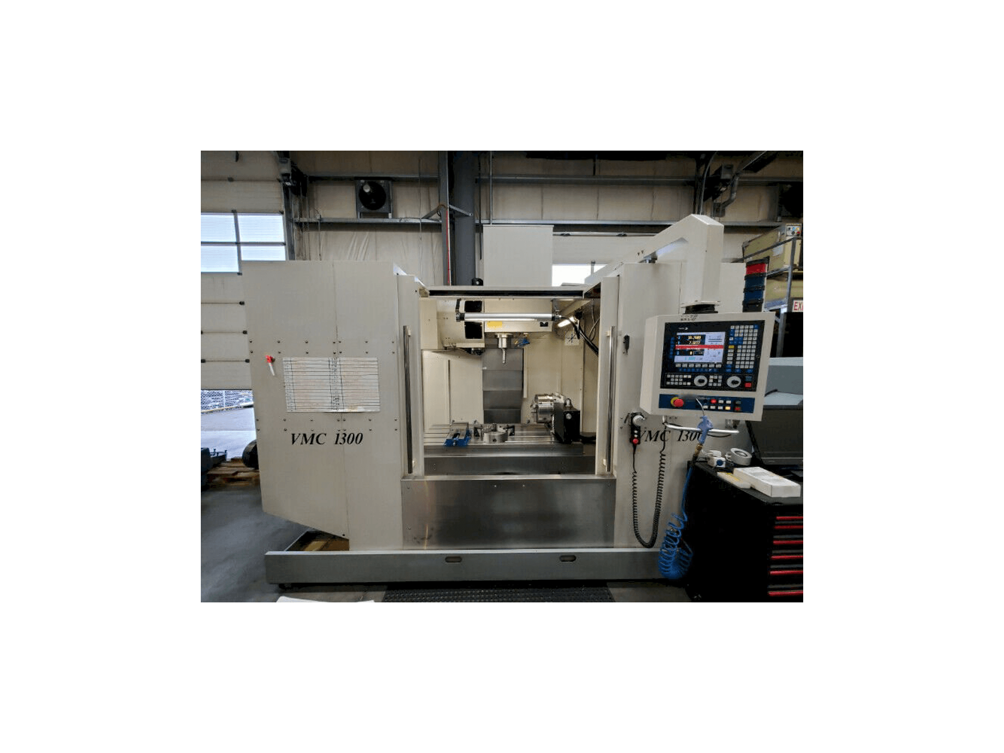 Mašīnas Modern Microcut VMC 1300 pretskats