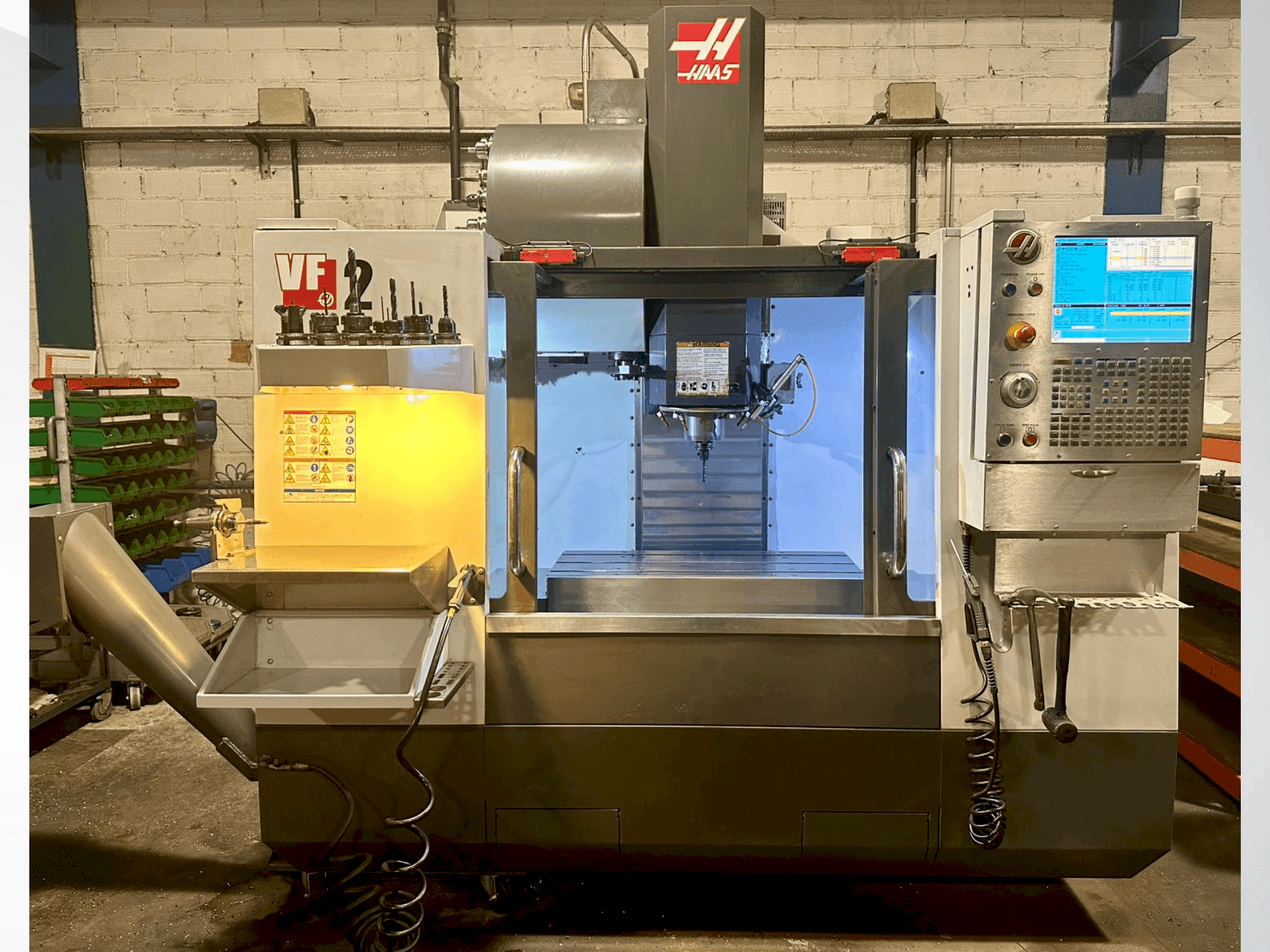 Mašīnas HAAS VF-2 pretskats