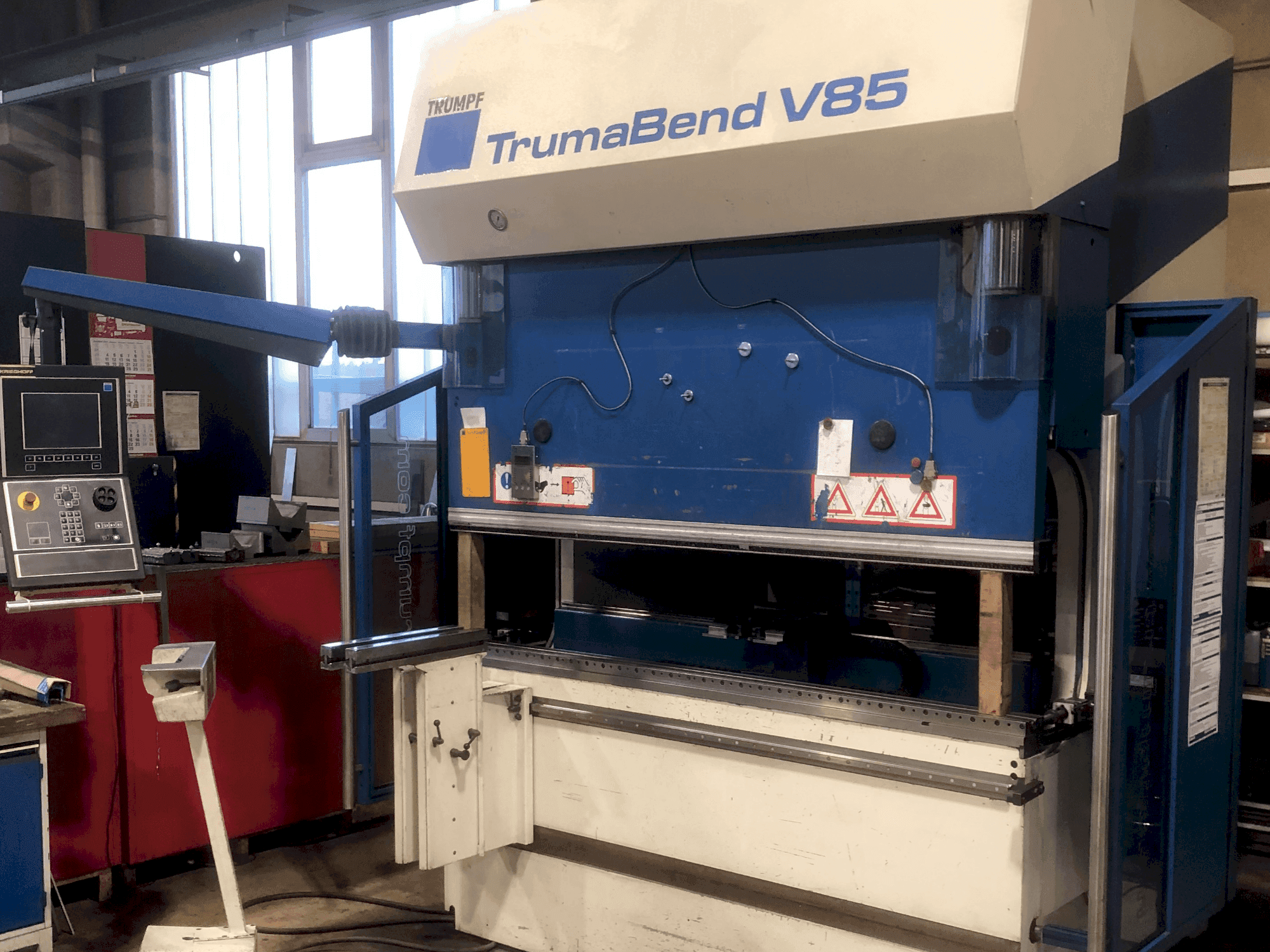 Mašīnas TRUMPF TrumaBend V85X pretskats